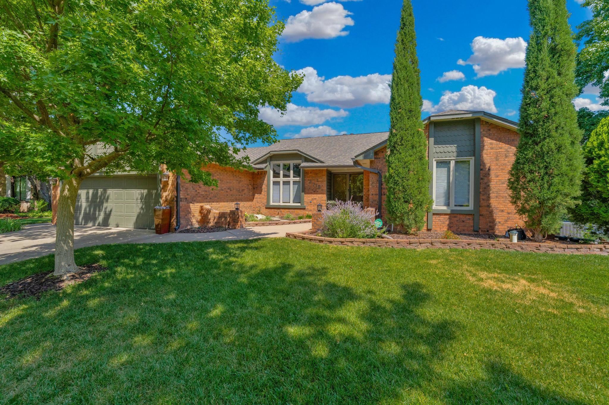 2718 W Bentbay Cir, Wichita, KS 67204