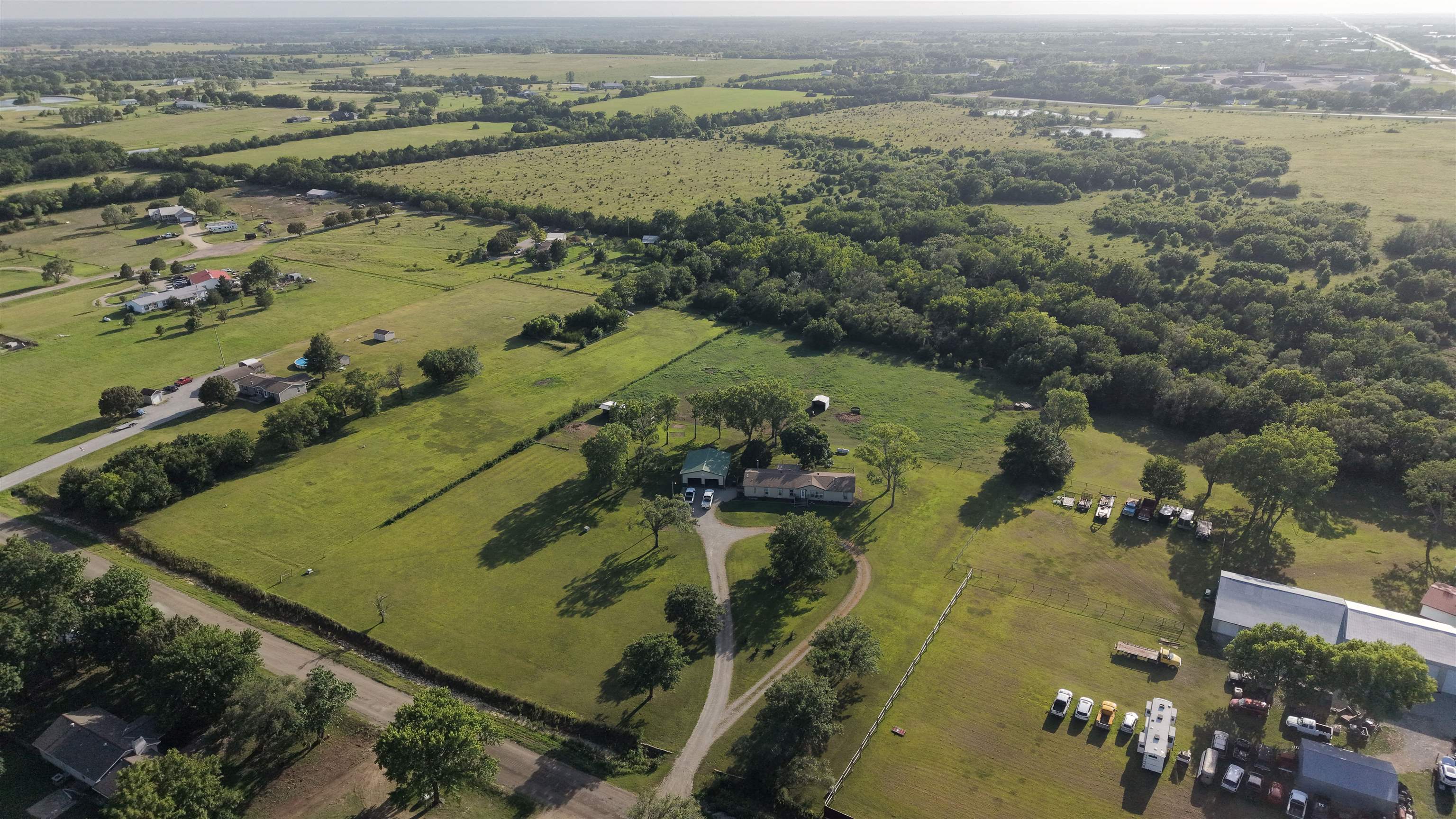 10131 SW Eagle Rd, Augusta, KS 67010-7907