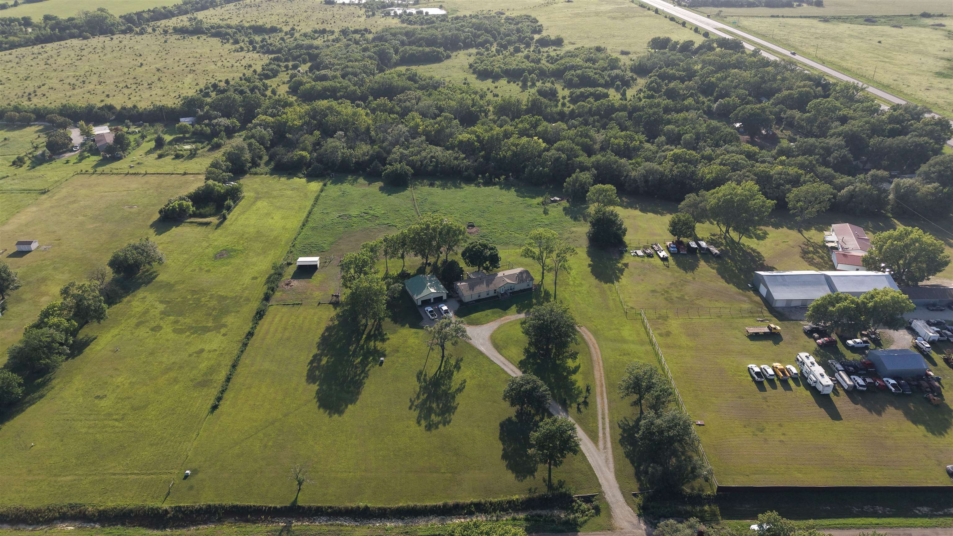 10131 SW Eagle Rd, Augusta, KS 67010-7907
