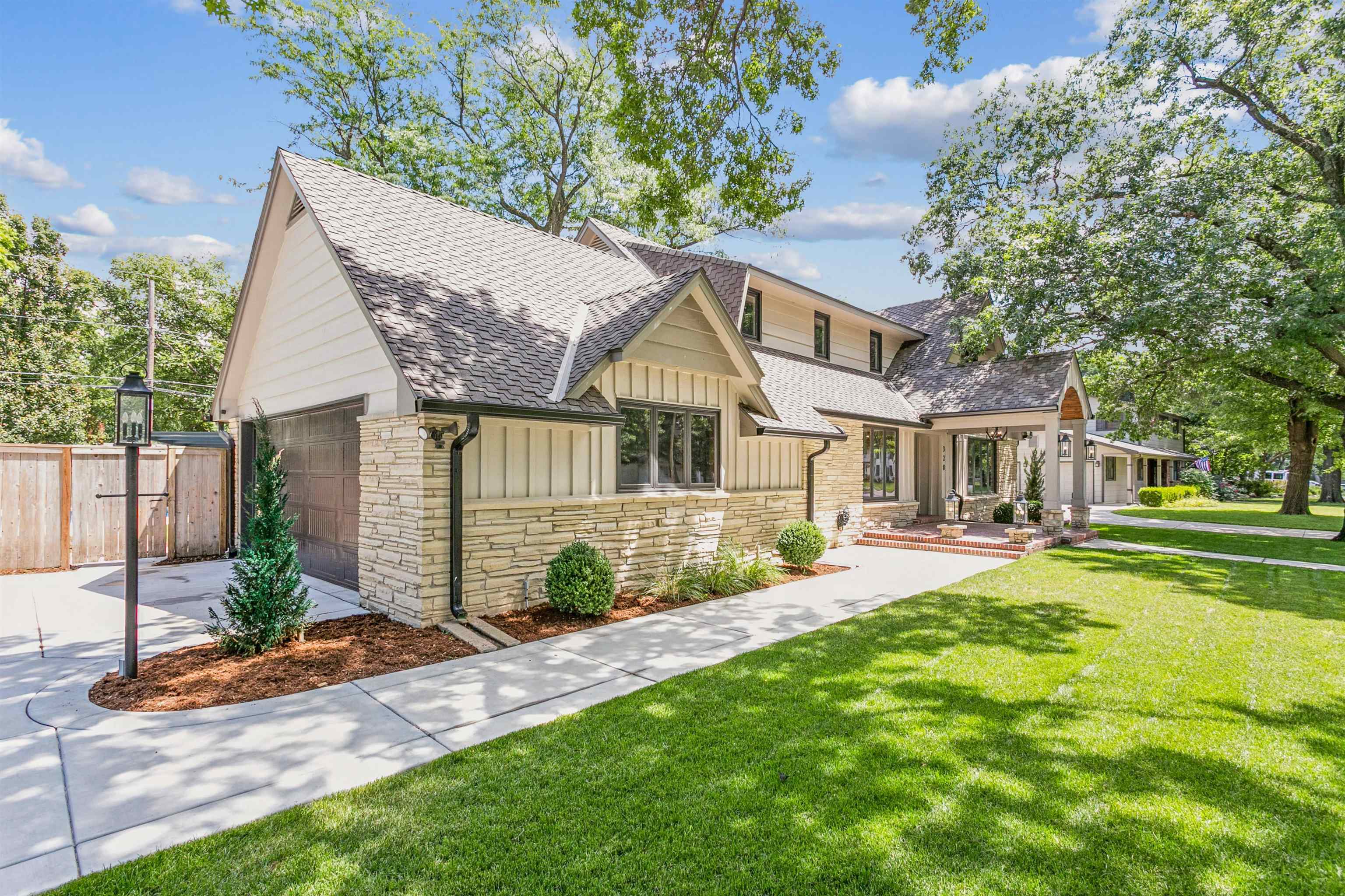 328 N Hampton, Wichita, KS 67206