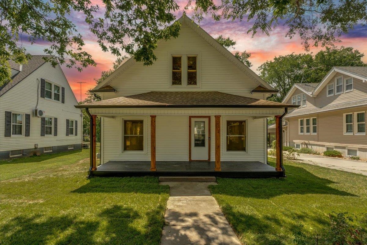 215 N Sturges St, Potwin, KS 67123