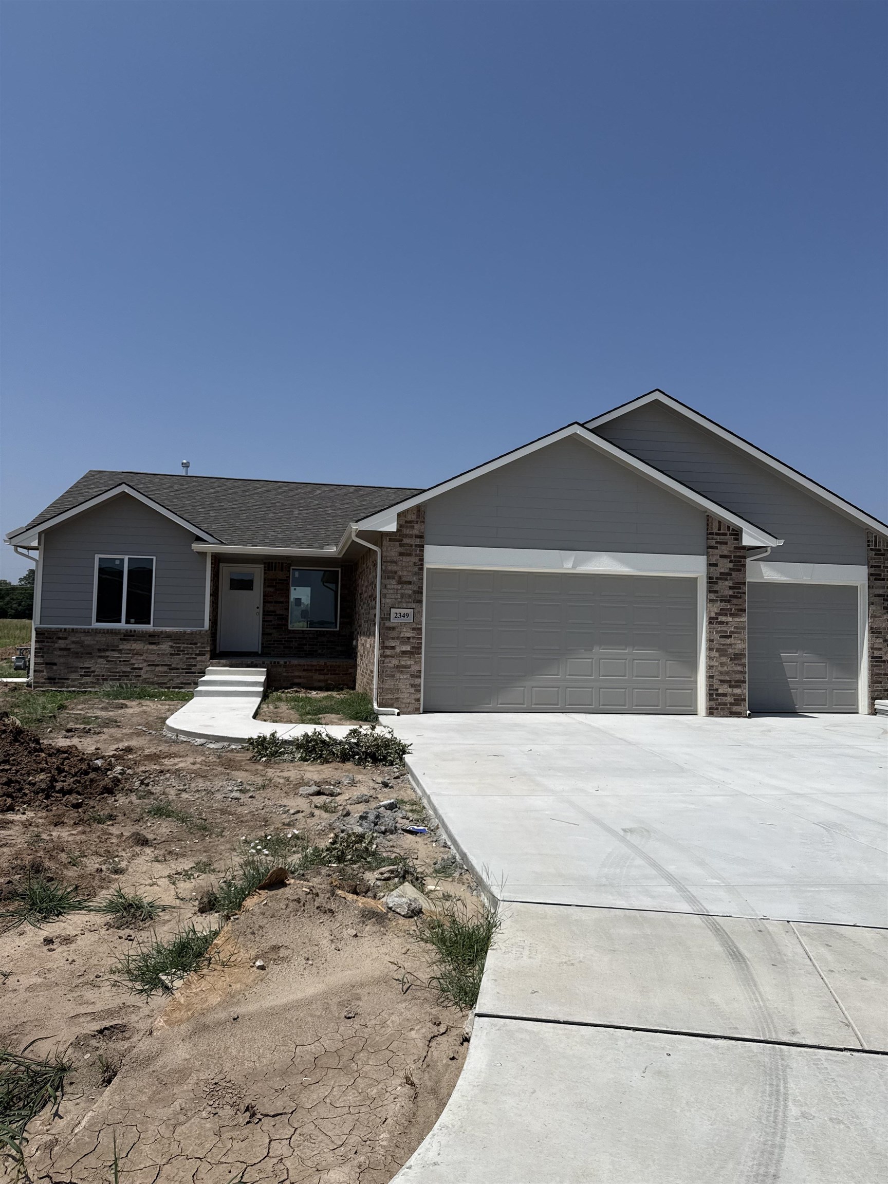 2349 S Saddle Cir, Wichita, KS 67235
