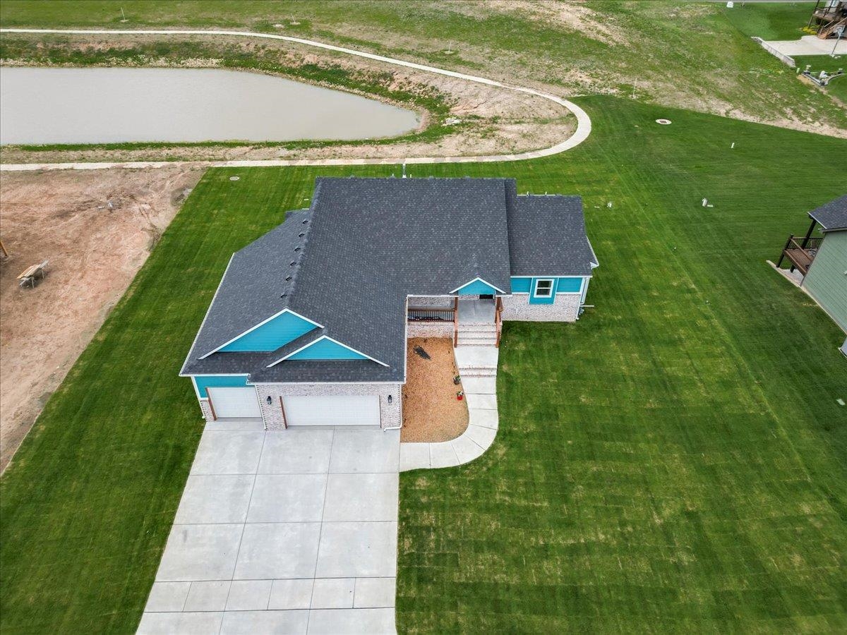 464 S Stoney Creek St, Clearwater, KS 67026