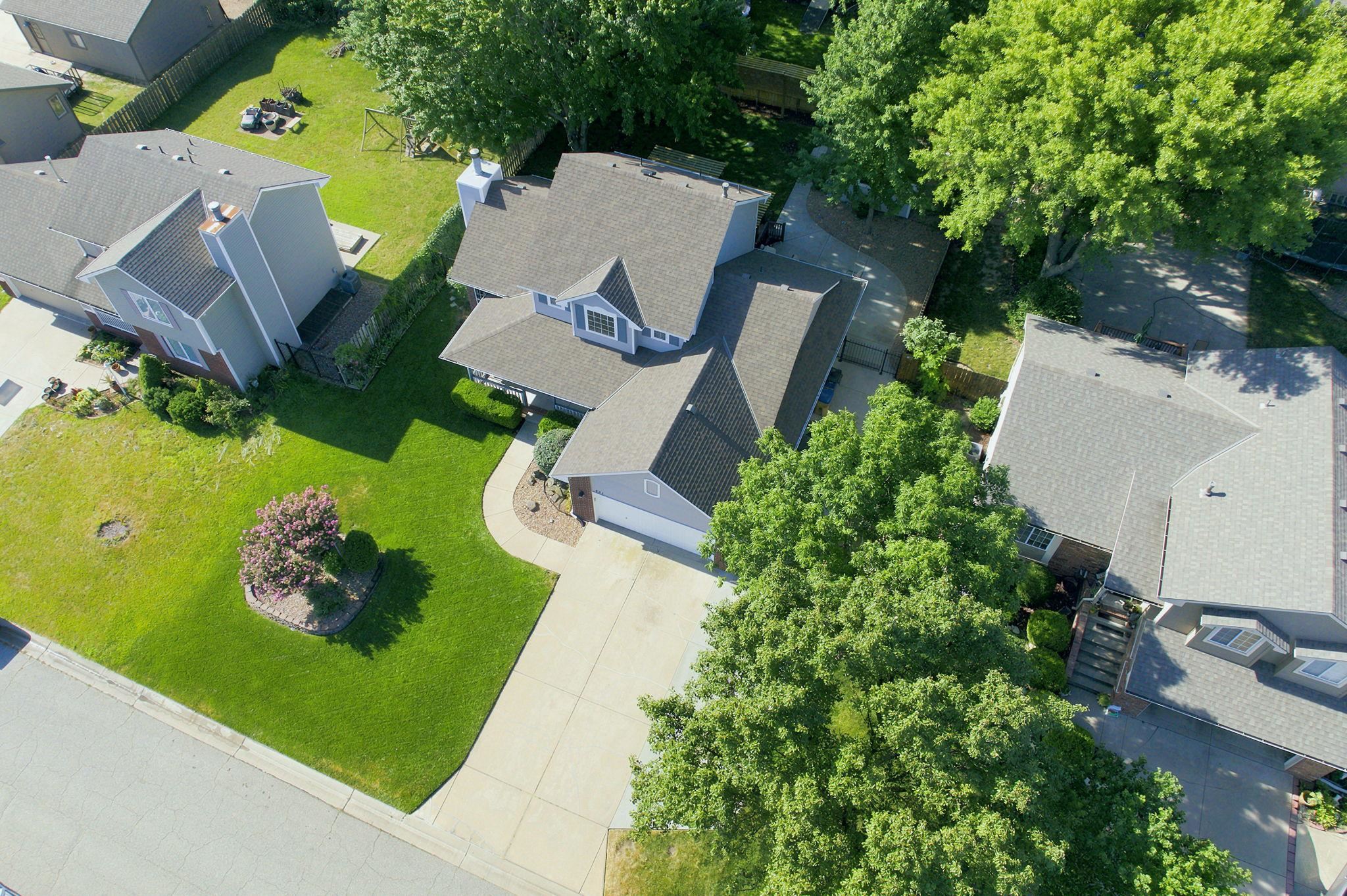 421 E Wild Plum Rd, Derby, KS 67037