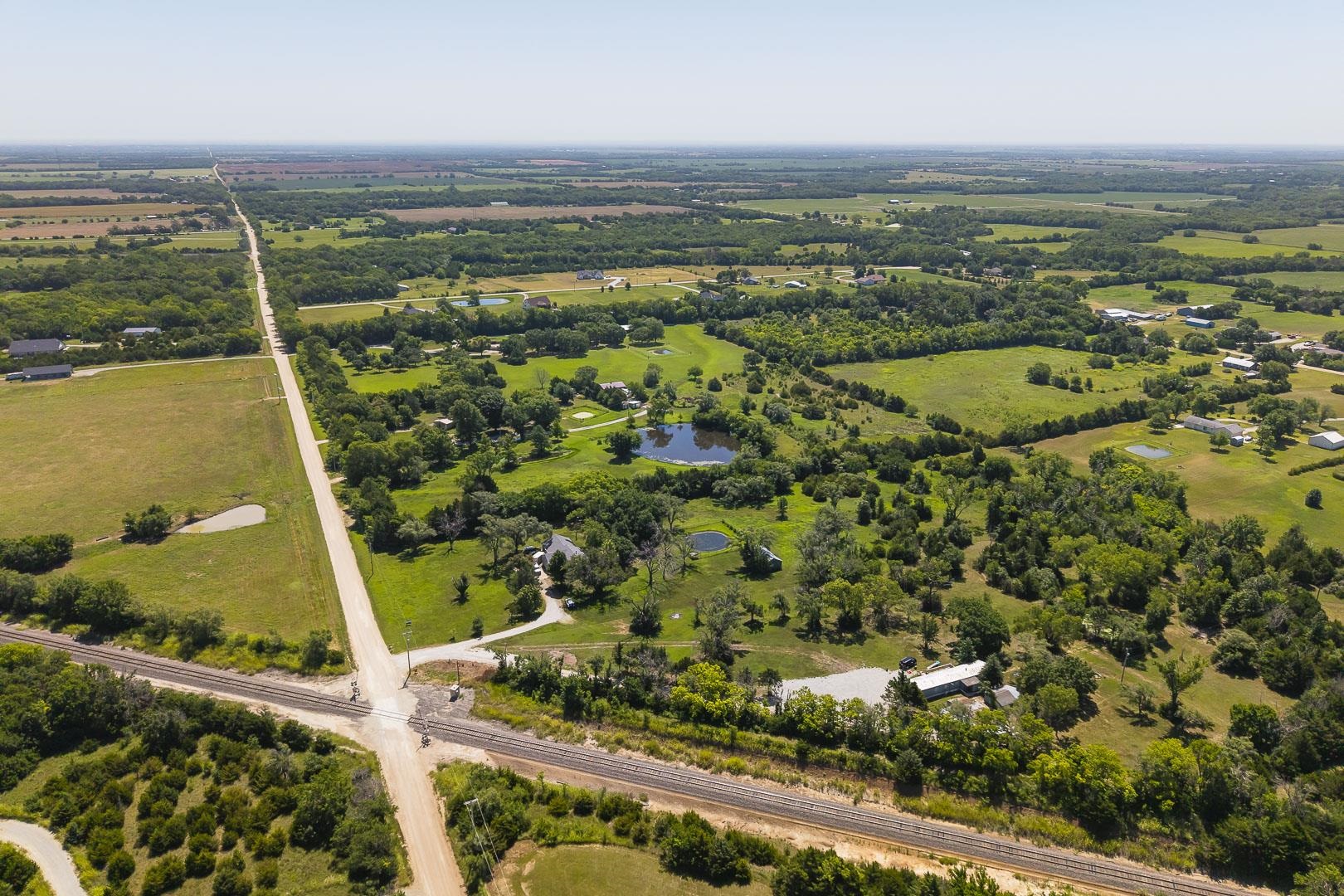 10001 E 103rd, Mulvane, KS 67110