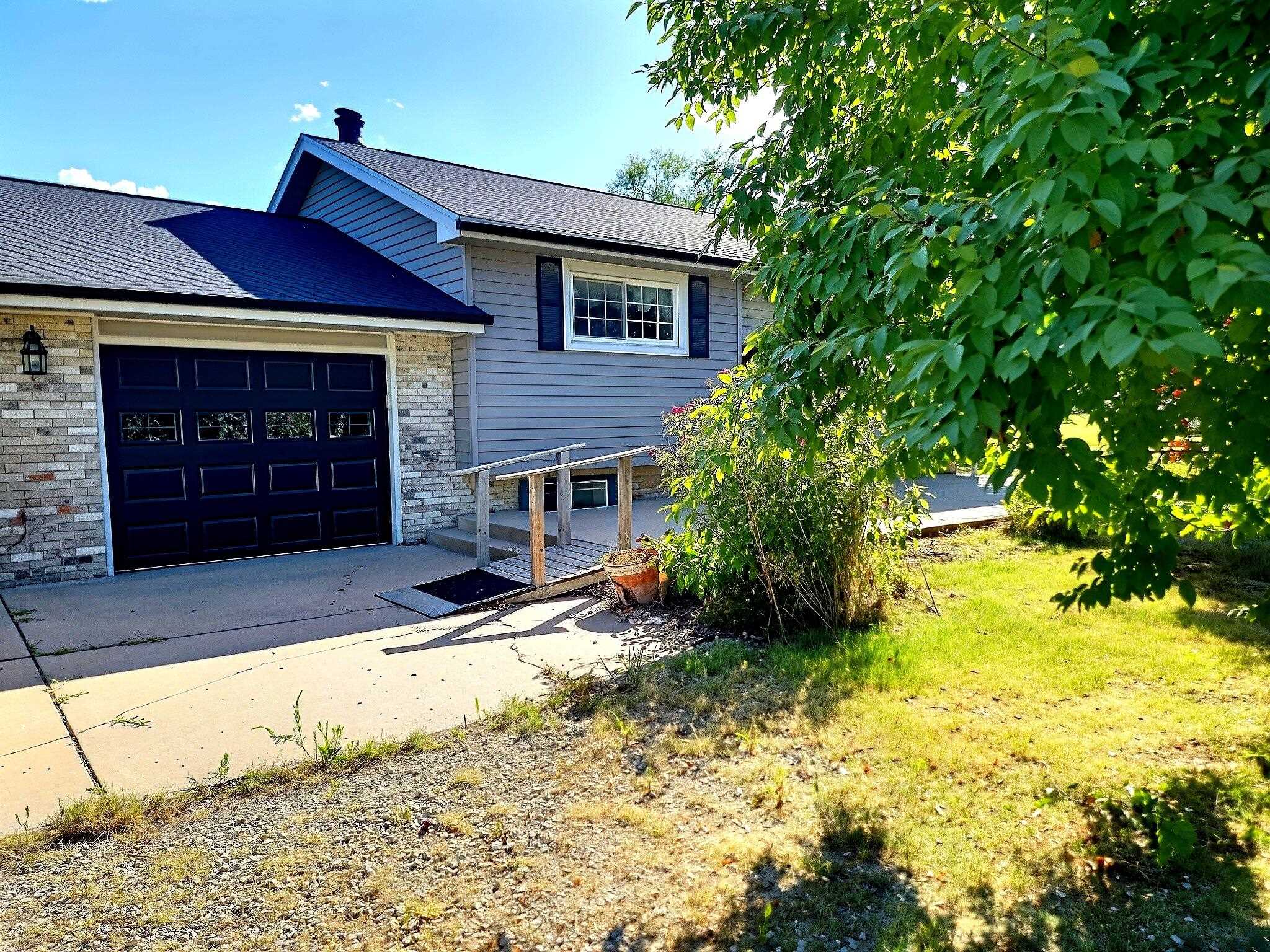 13027 SW 157th Ter, Rose Hill, KS 67133