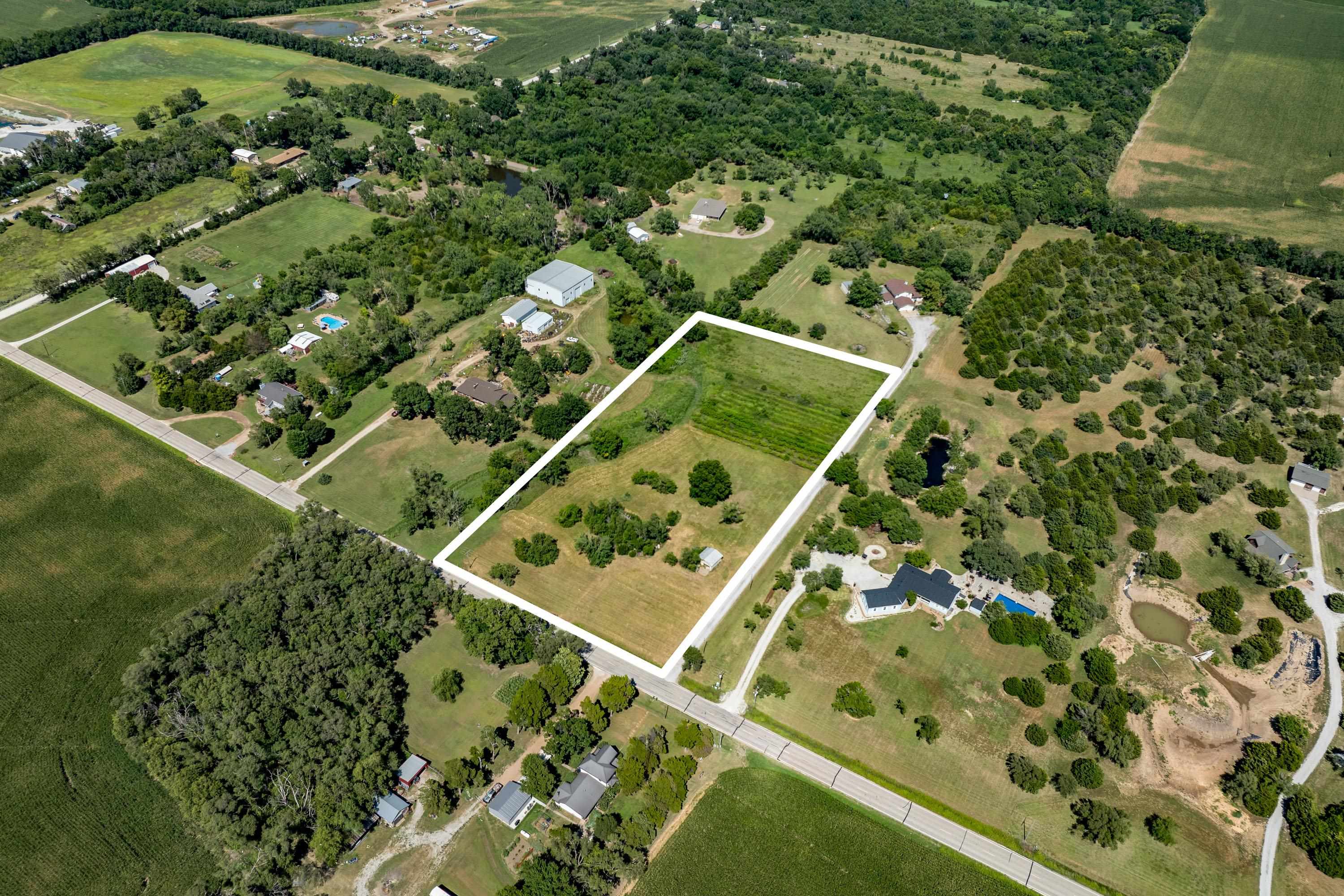 1378 N Hydraulic Rd, Mulvane, KS 67110