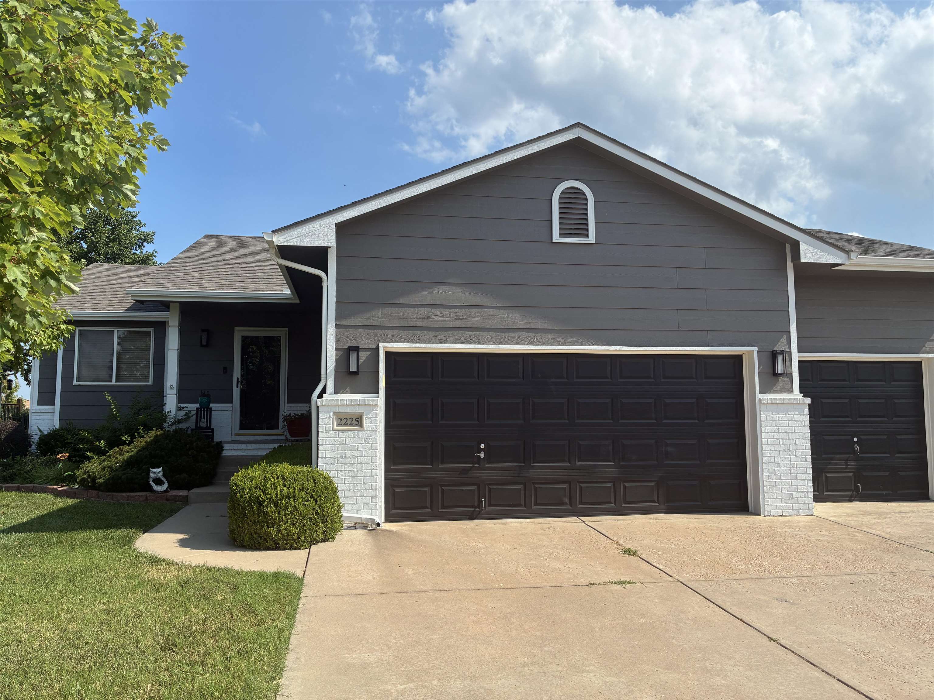 2225 S Milstead, Wichita, KS 67209