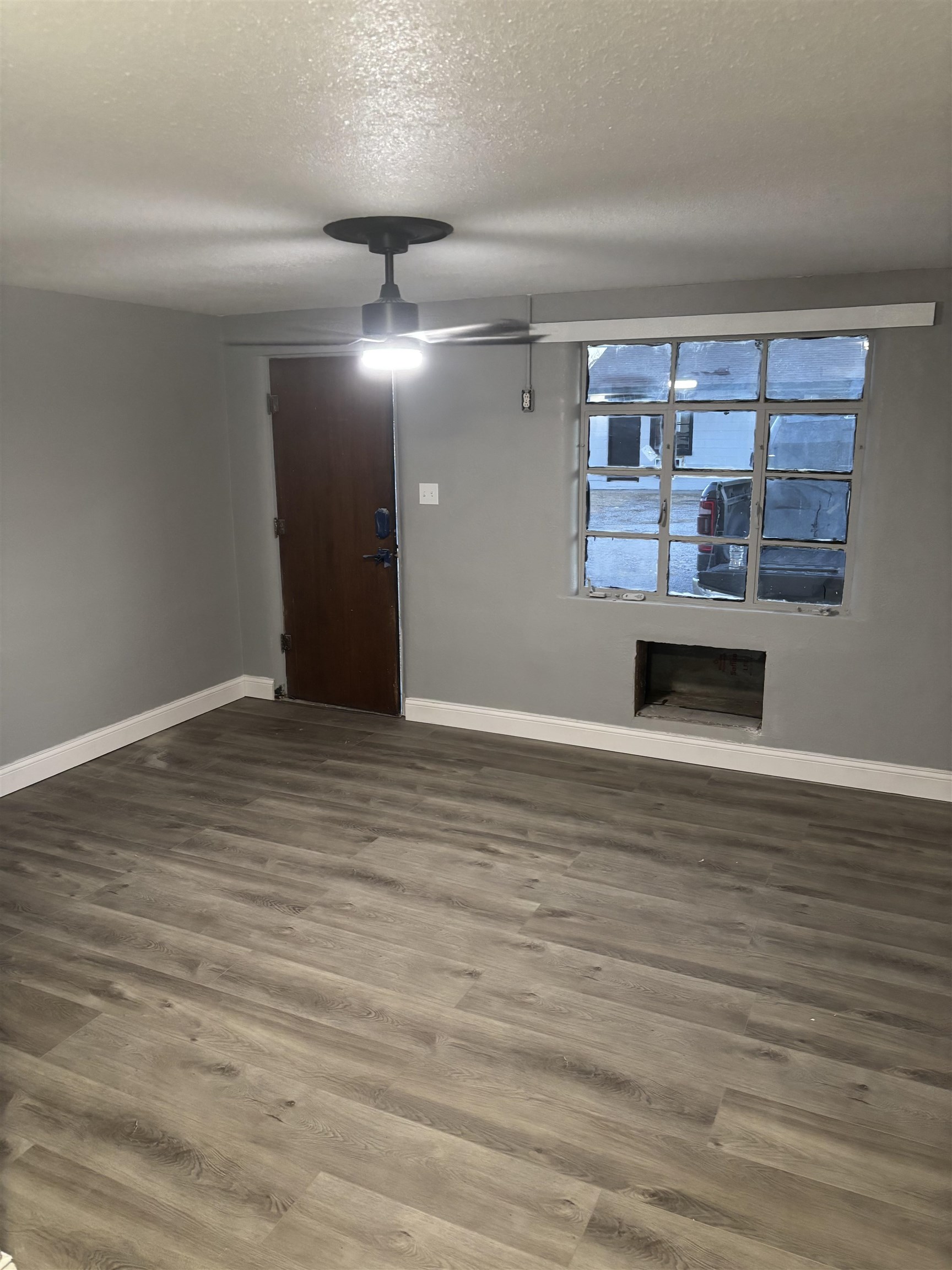 501 Main St, La Crosse, KS 67548