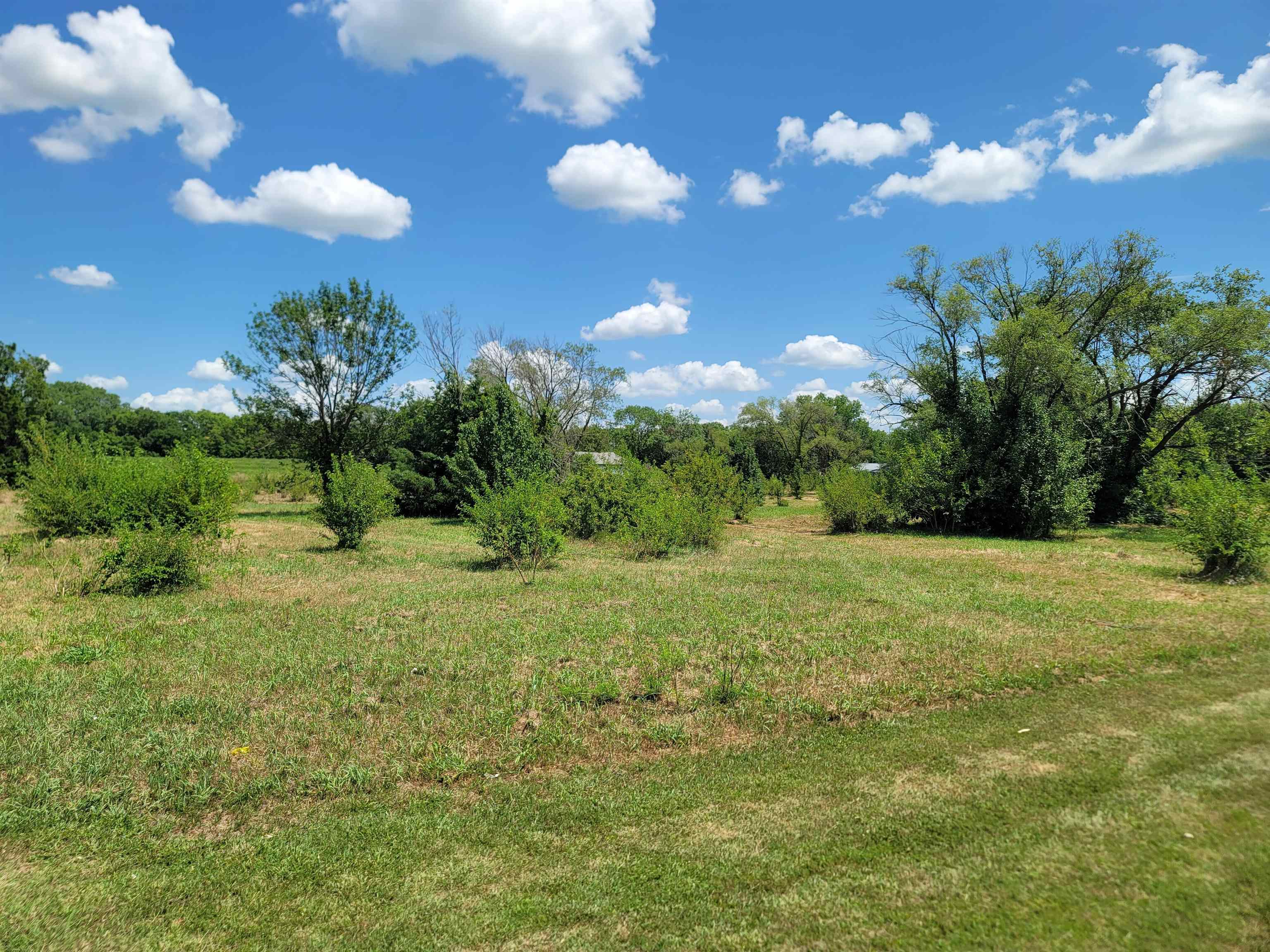 00000 E 7th, Florence, KS 66851