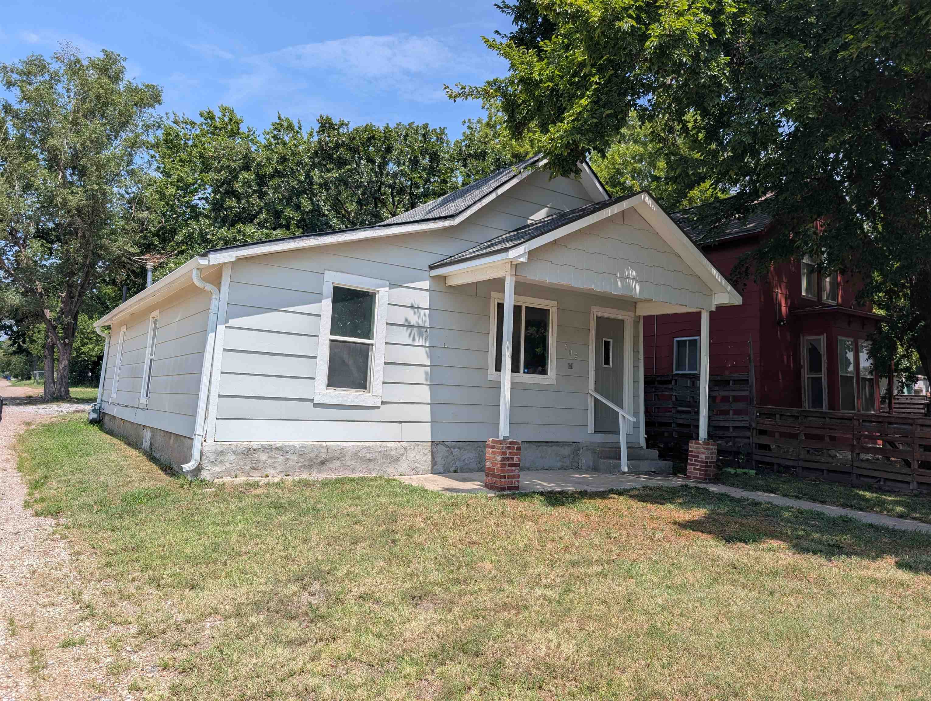 502 E 10th, Newton, KS 67114
