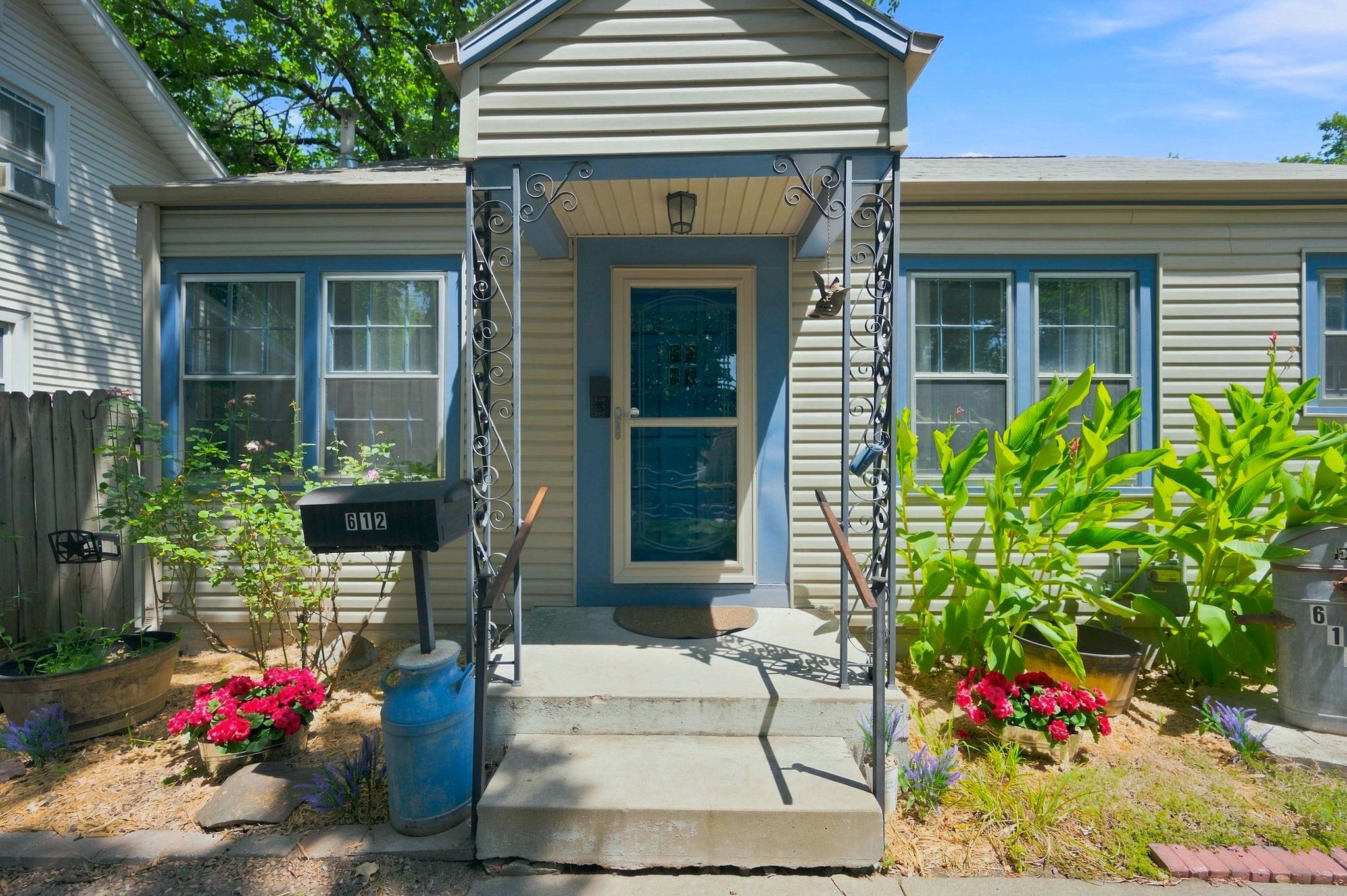612 S Green St, Wichita, KS 67211