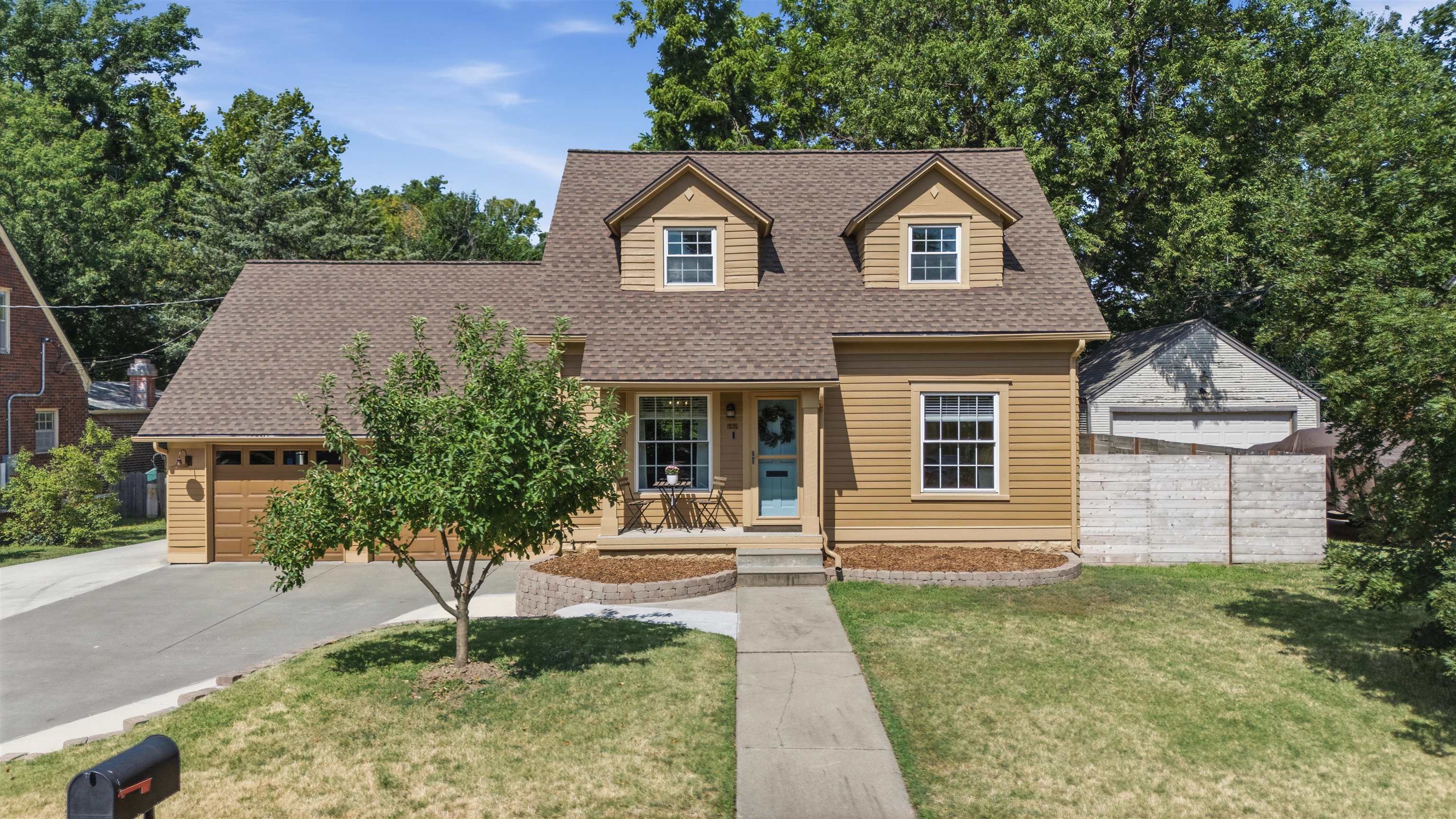 1535 N Woodrow Ct, Wichita, KS 67203