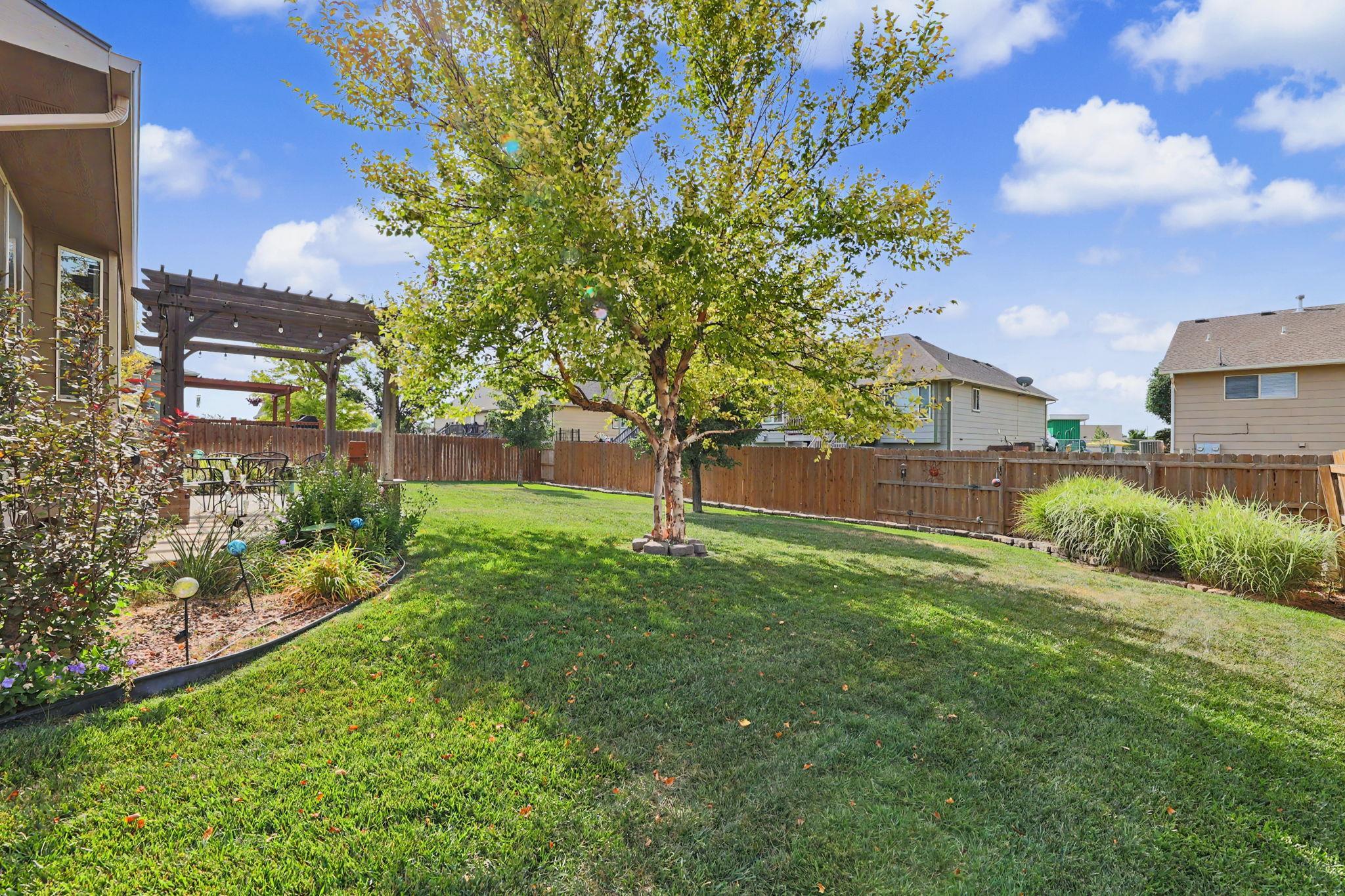 843 E Winding Lane St, Derby, KS 67037