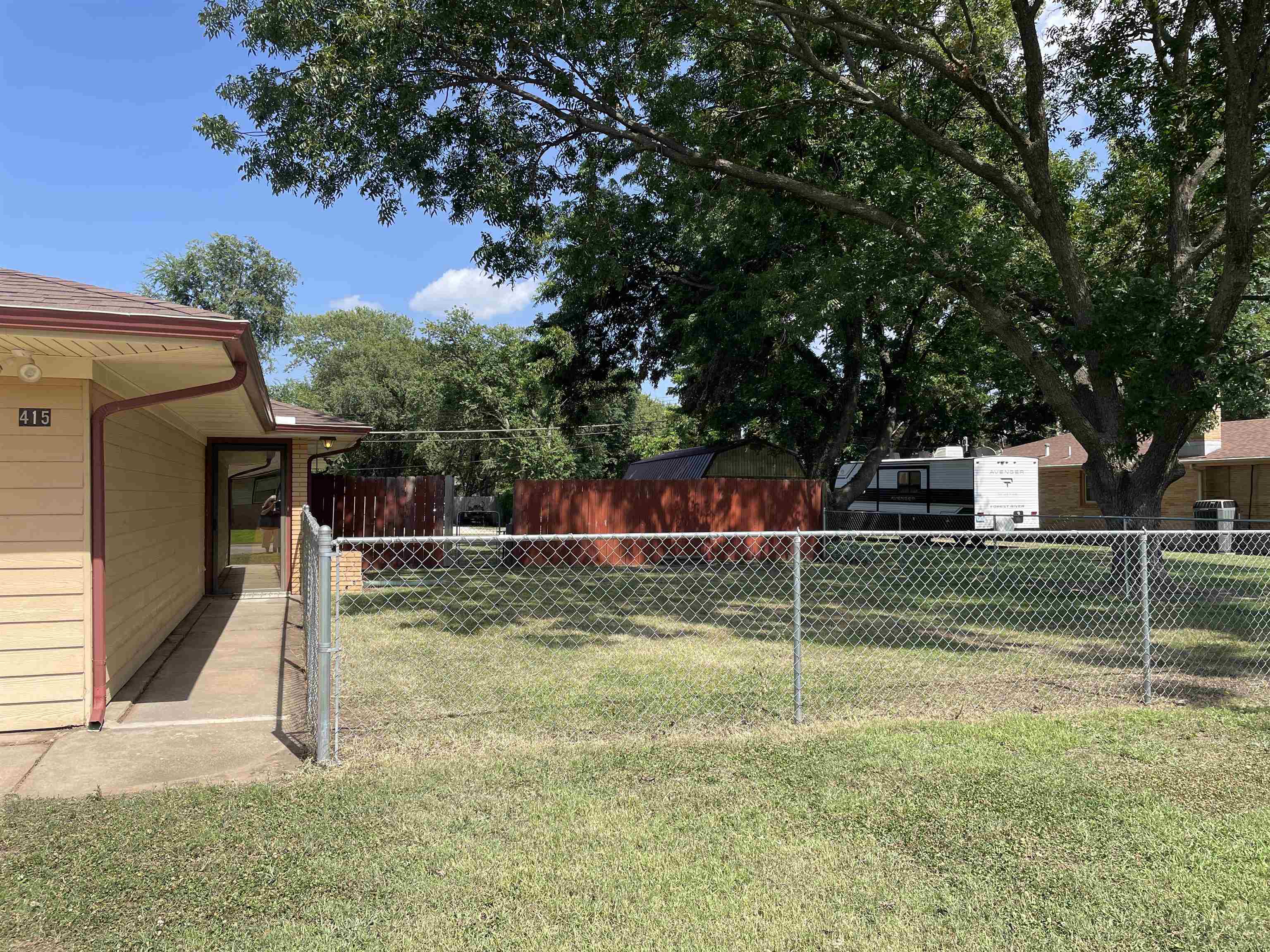 415 N Gardner, Wellington, KS 67152
