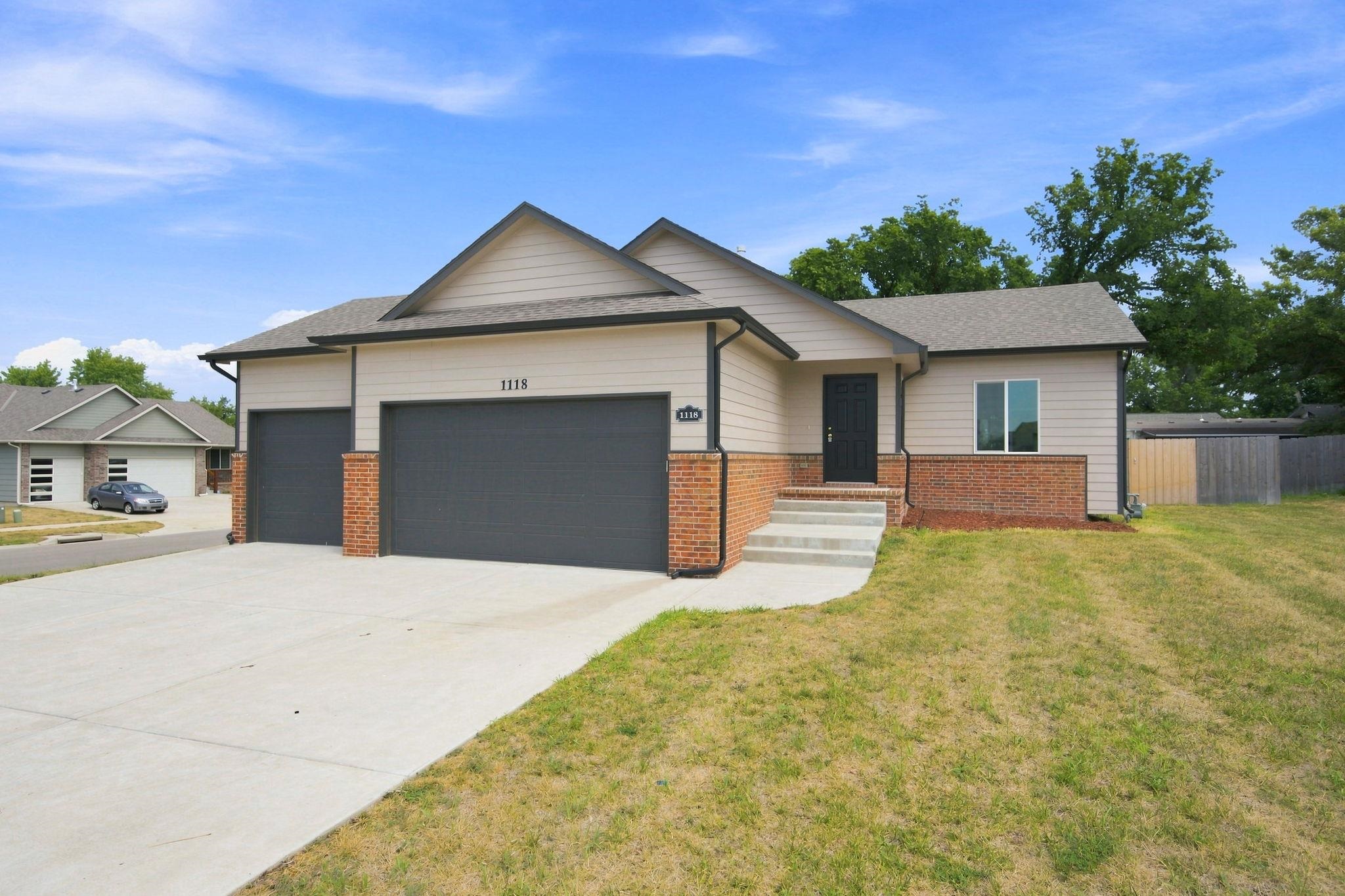 1118 Sontag Ct, Derby, KS 67037