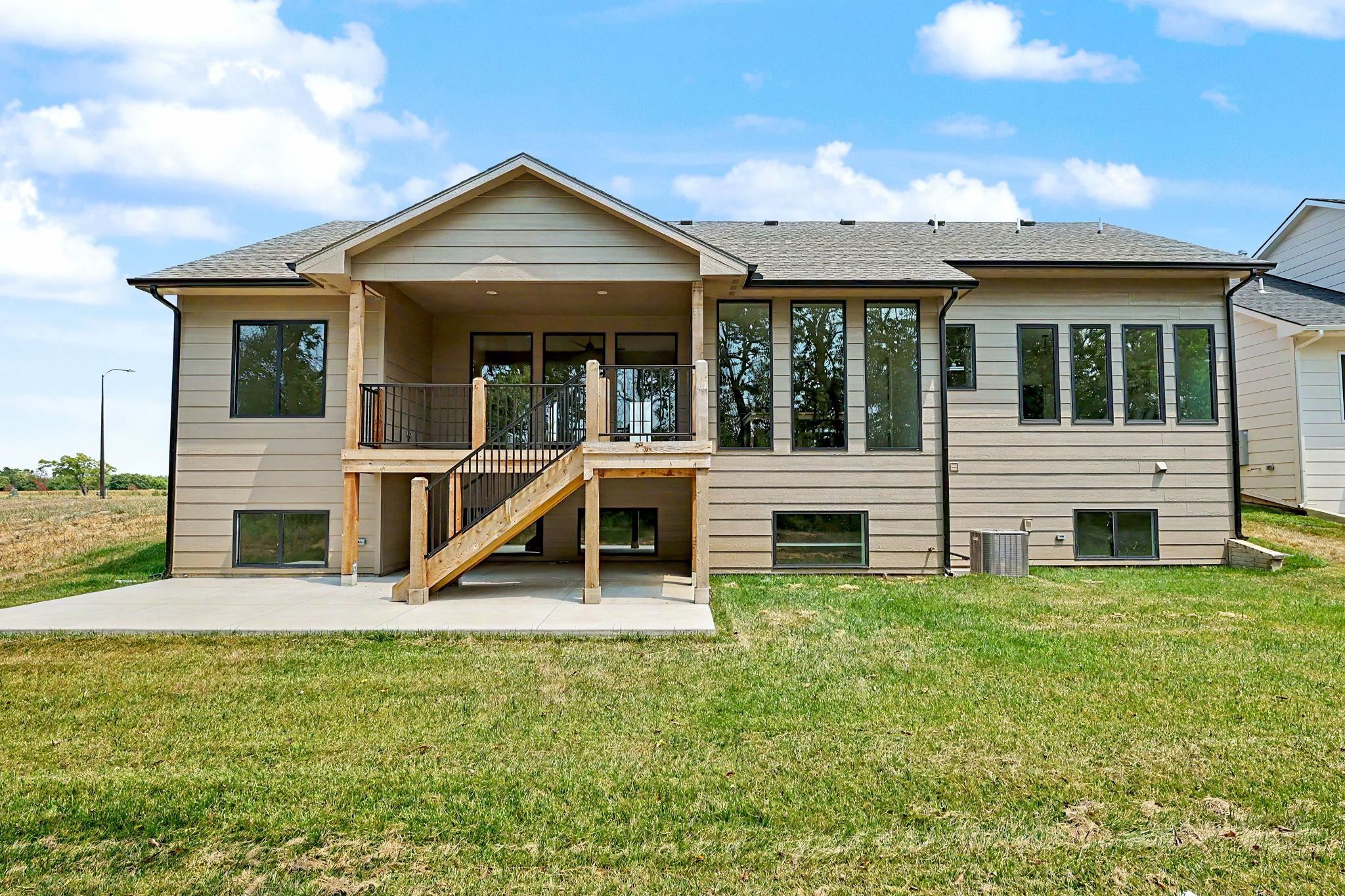 409 N Fielding St, Derby, KS 67037