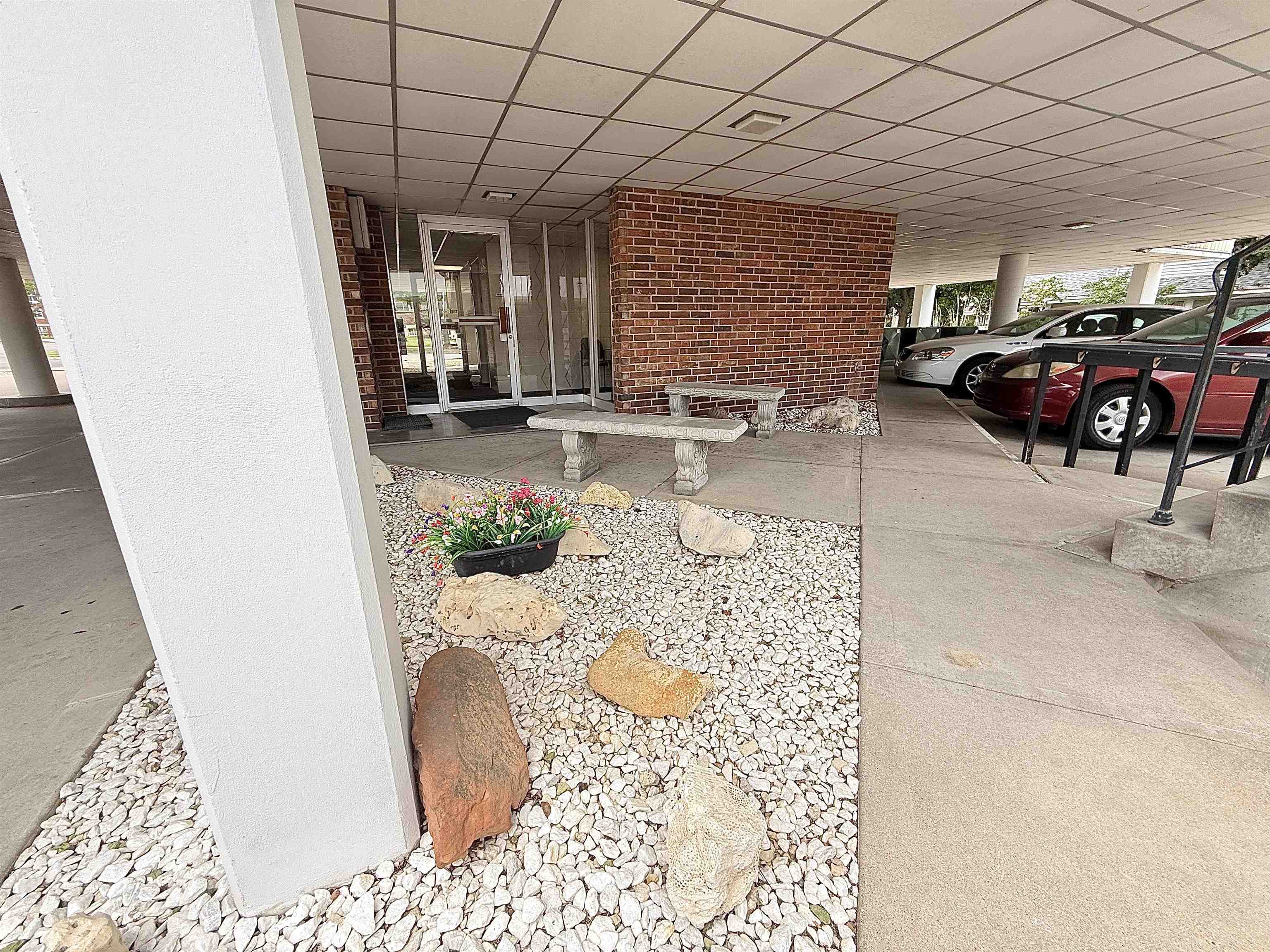 330 W Central #2A, El Dorado, KS 67042