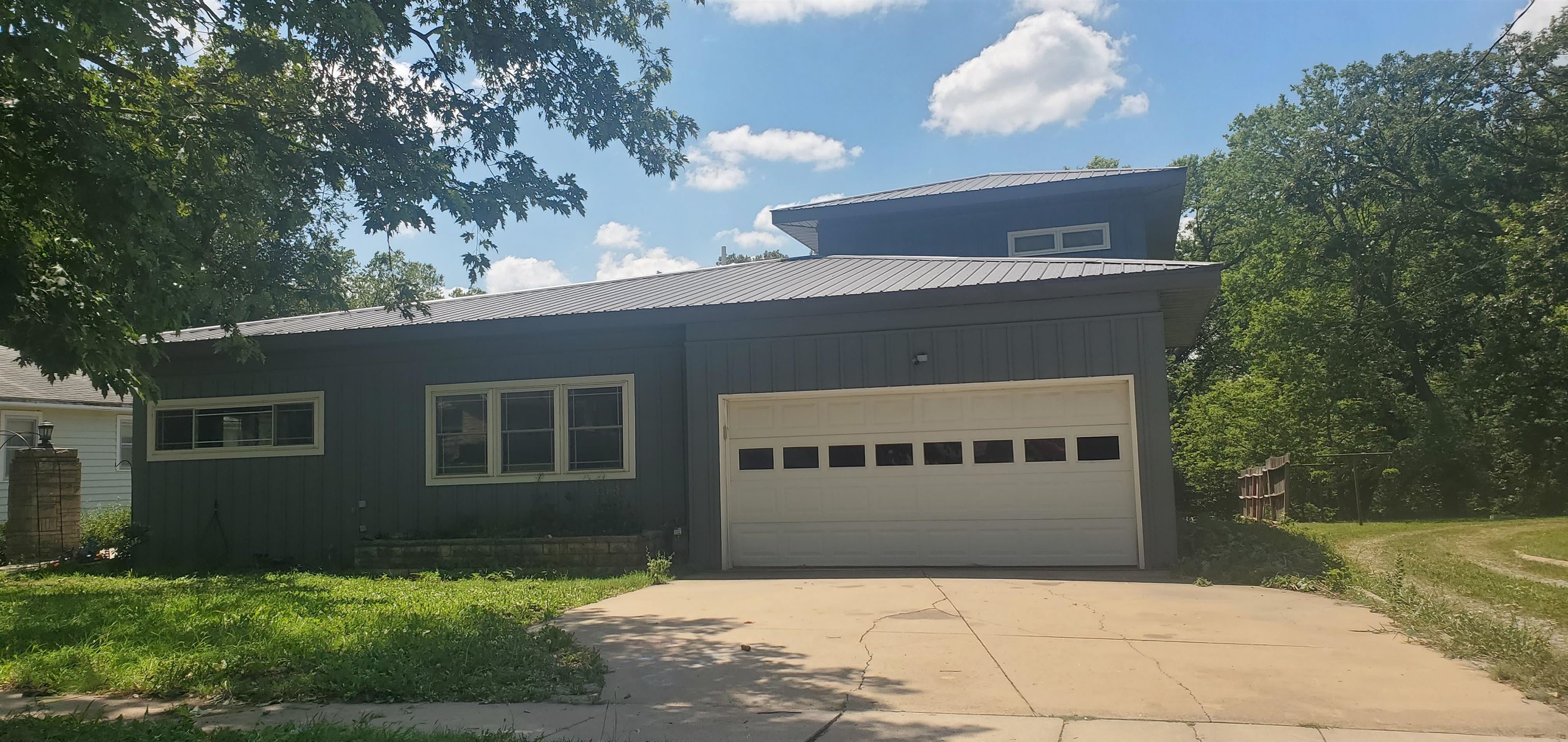 329 N Elm, Marion, KS 66861