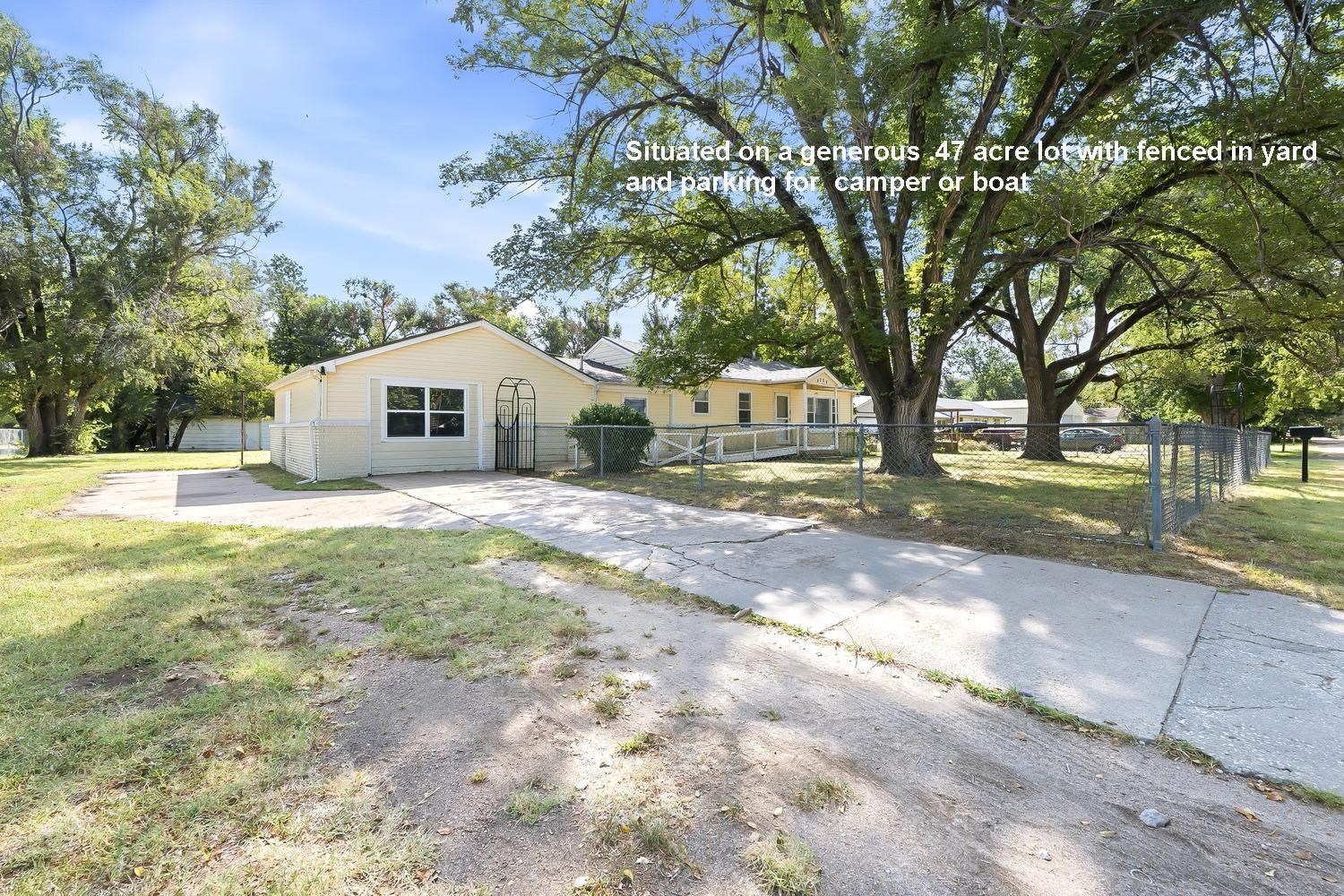 4204 S Bartlow Dr, Wichita, KS 67217
