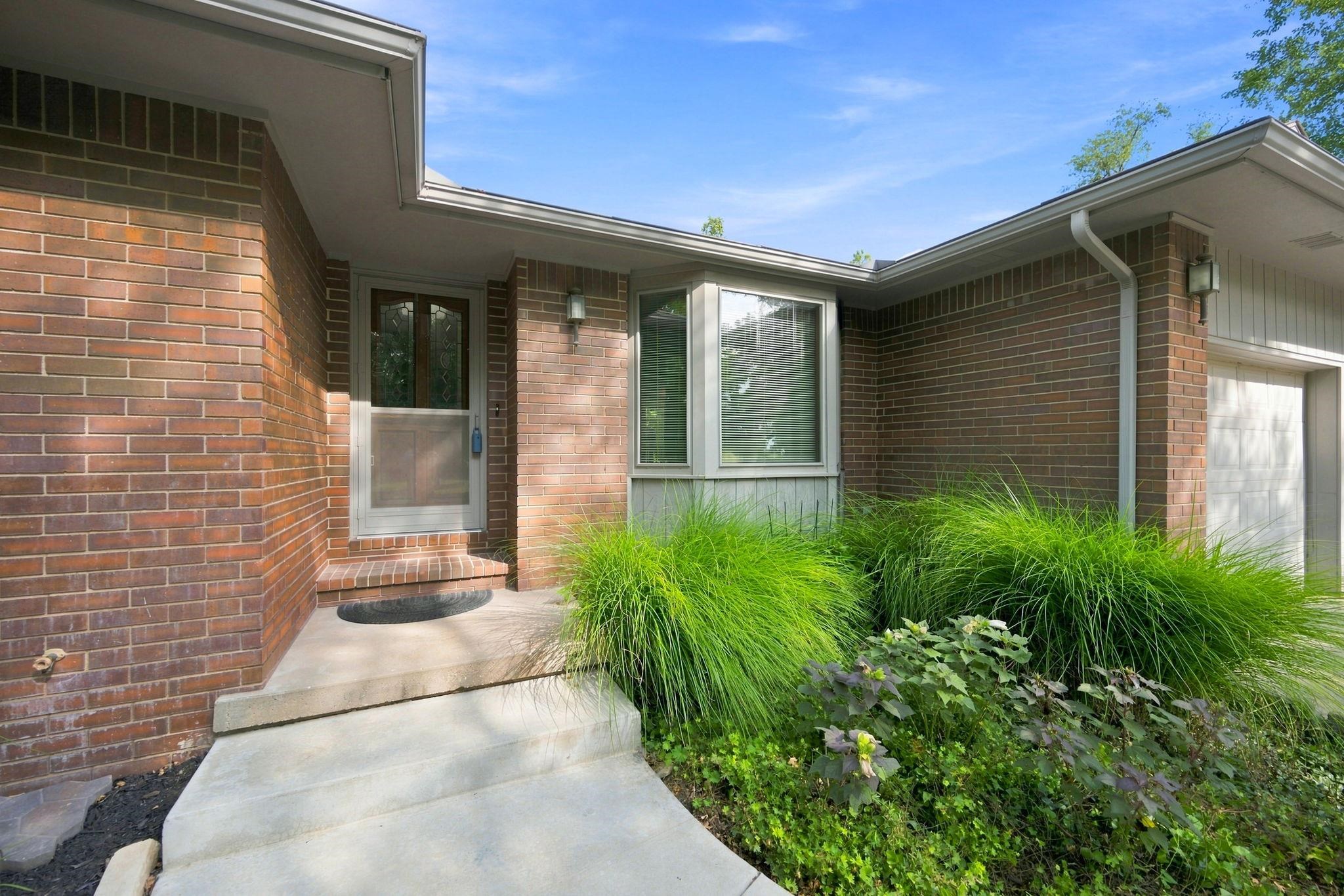 7737 SW Santa Fe Lake Rd, Augusta, KS 67010