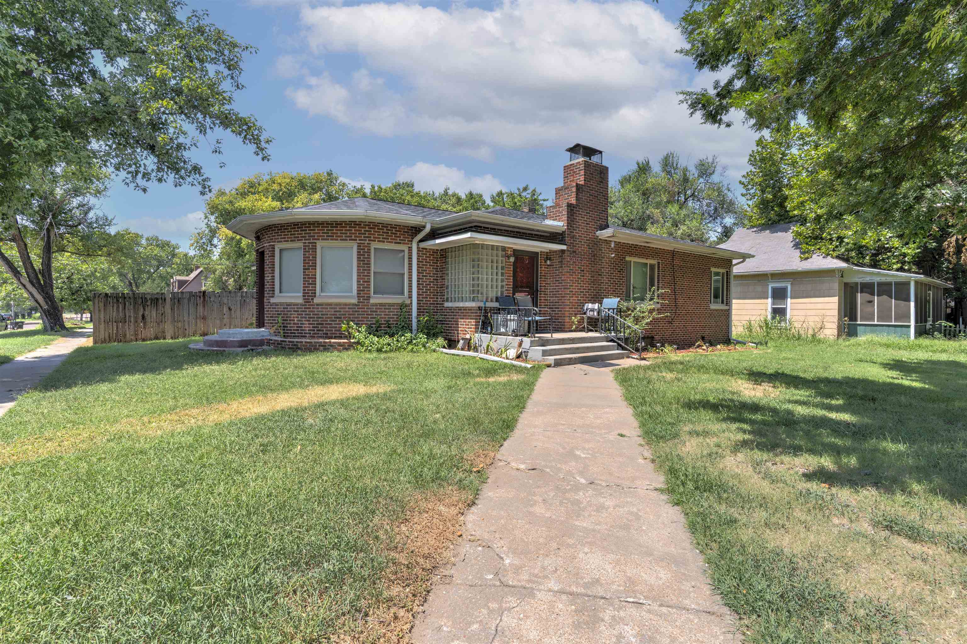 303 N 2nd #310 W Walnut, Arkansas City, KS 67005