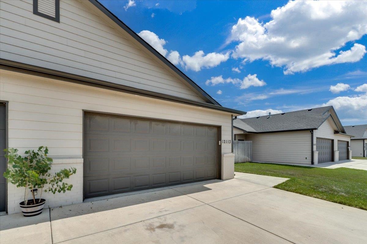 12113 W Fontana, Wichita, KS 67205