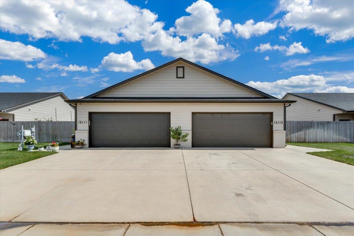 12113 W Fontana, Wichita, KS 67205