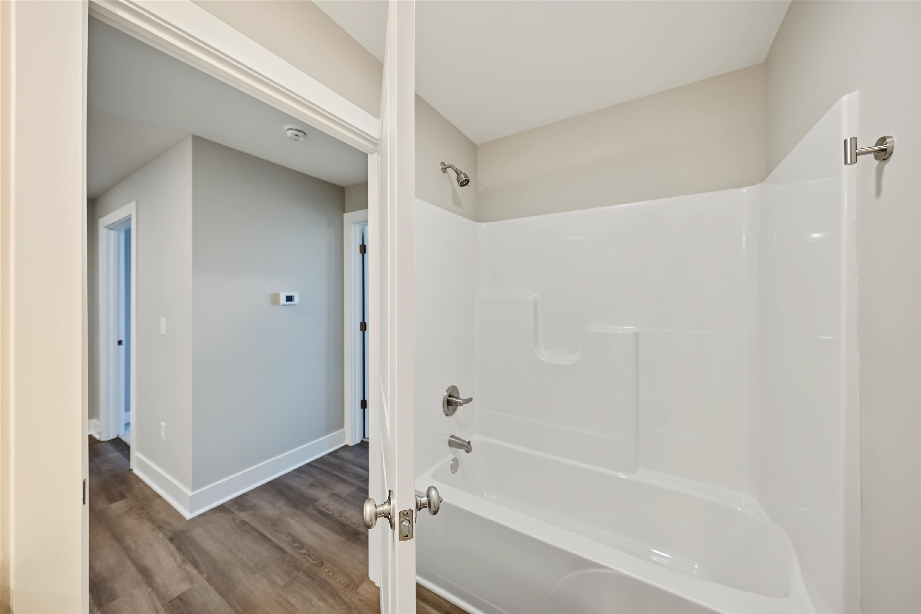 1302 Steve Hawley Ln, Salina, KS 67401