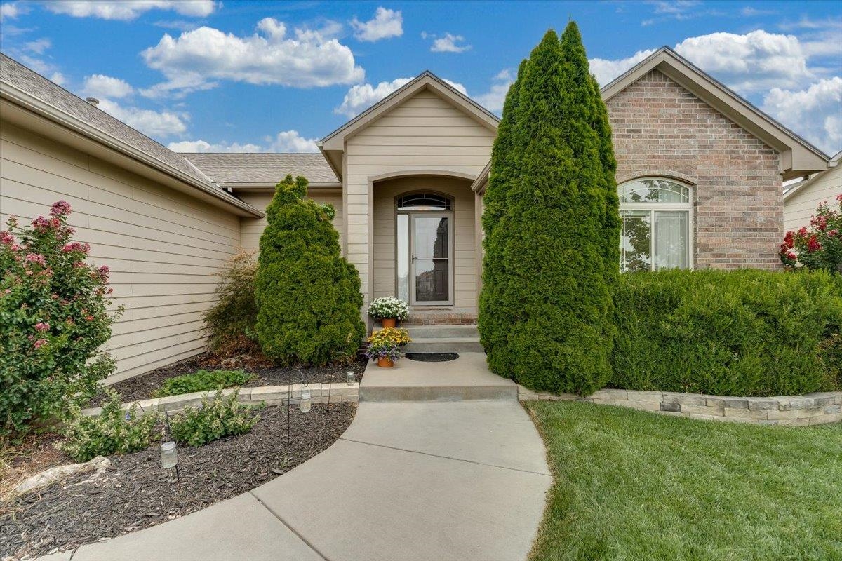 2622 N Fieldstone St, Andover, KS 67002