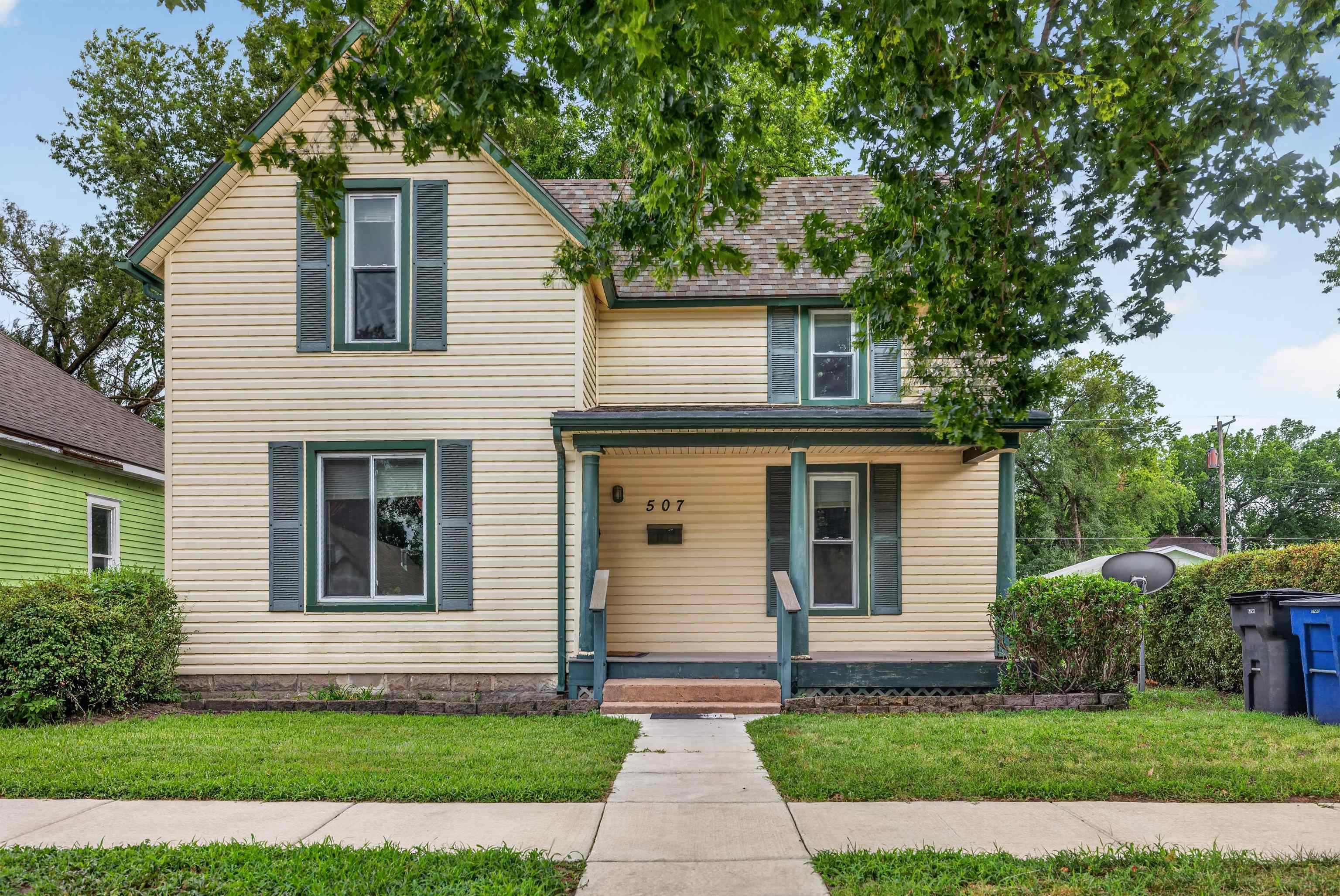 507 W 6th St, Newton, KS 67114