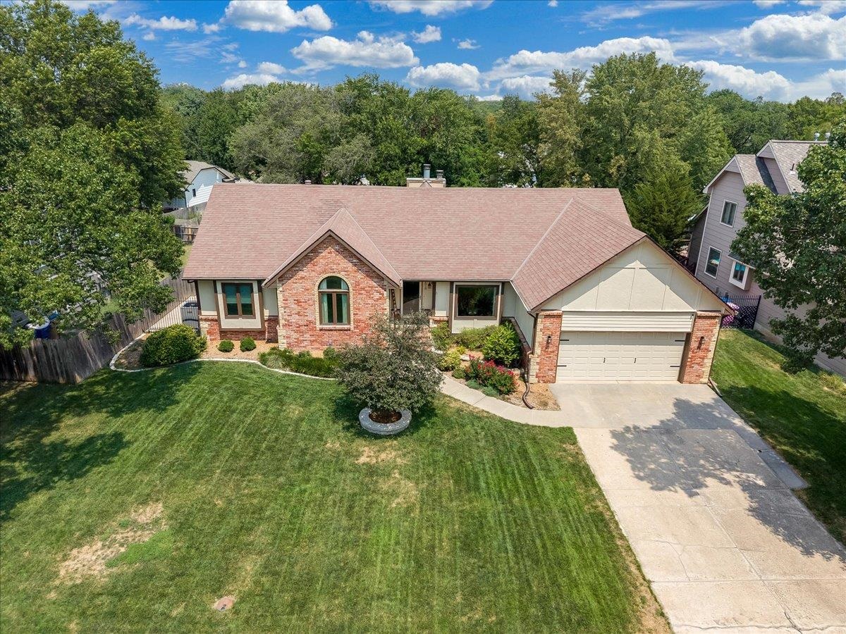 1518 E Pheasant Rn, Derby, KS 67037