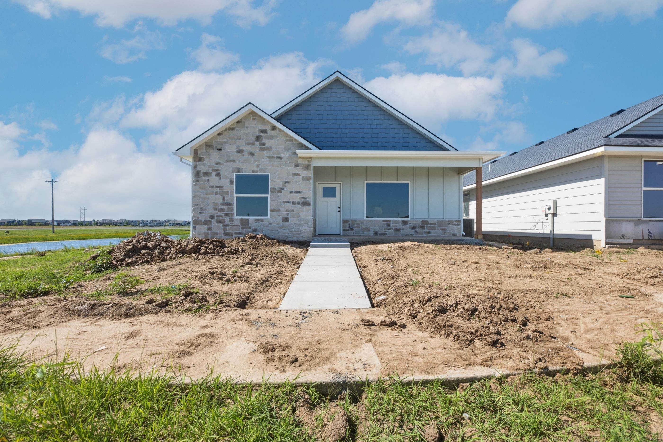 12012 W Arvada Blvd, Maize, KS 67223
