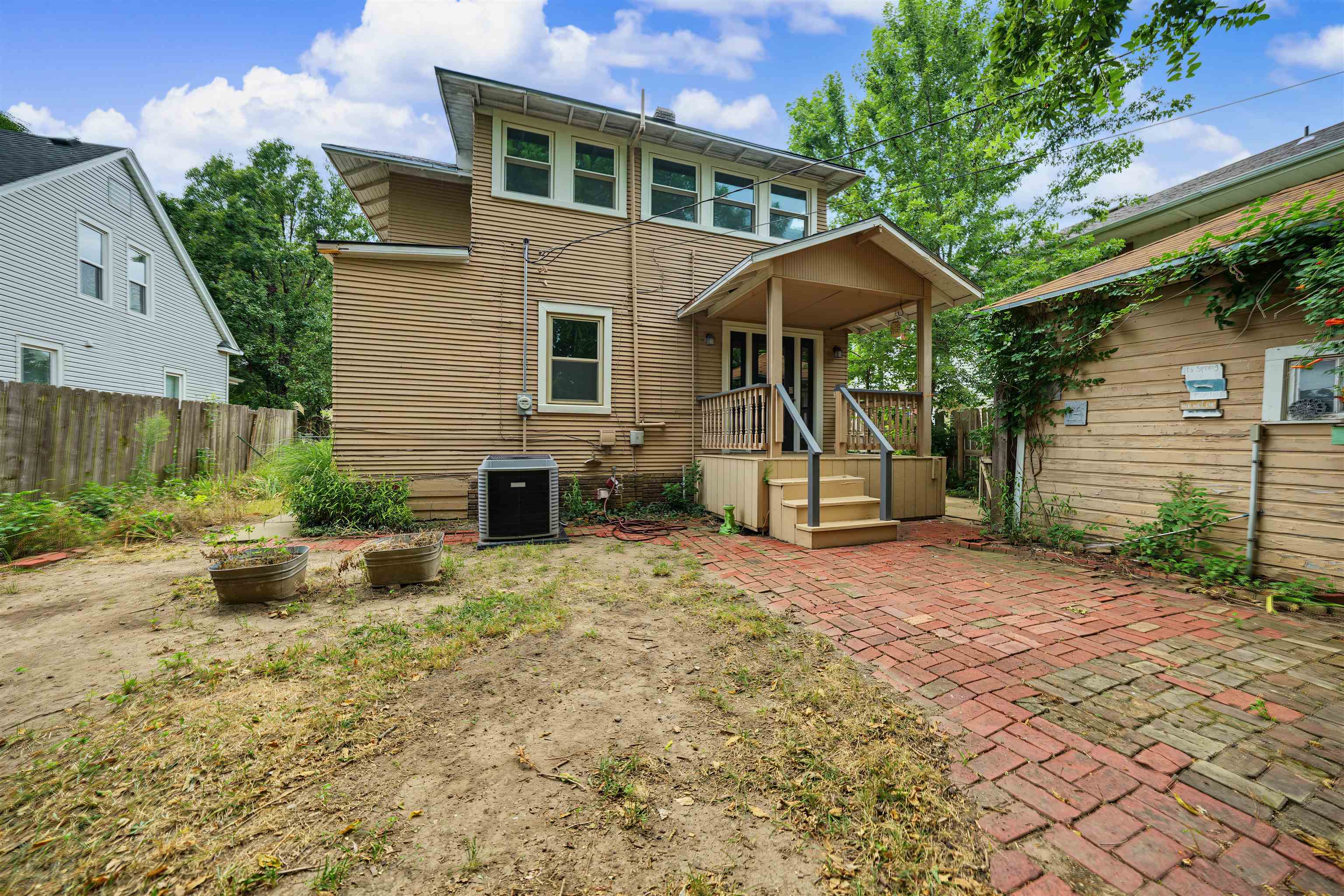 759 Highland Ave, Salina, KS 67401