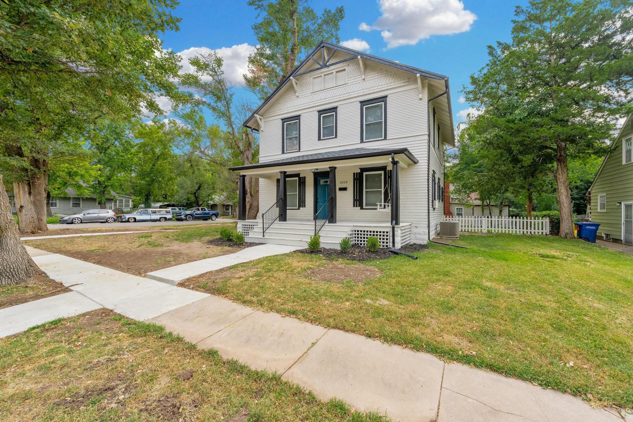 1028 Dearborn St, Augusta, KS 67010