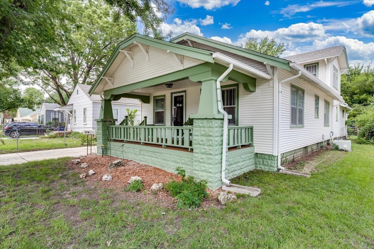 543 S Estelle, Wichita, KS 67211