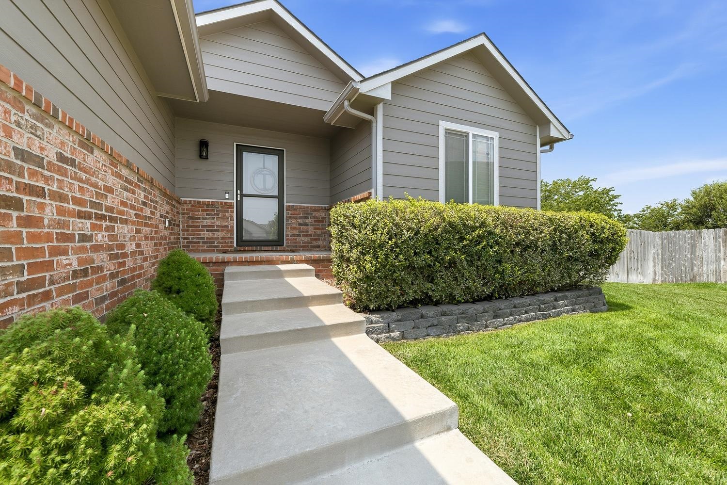 11326 W Wilkinson Ct, Maize, KS 67101