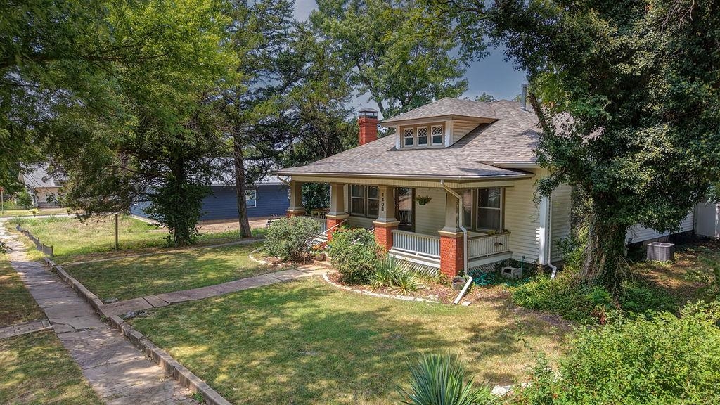 1408 E 6th, Winfield, KS 67156