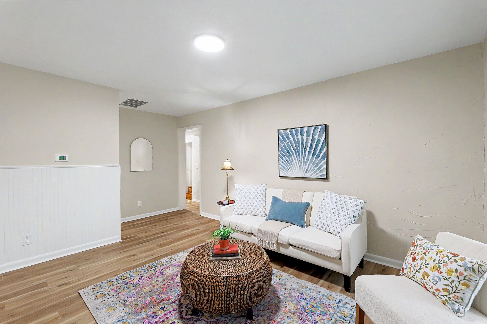 545 S Queen, Maize, KS 67001