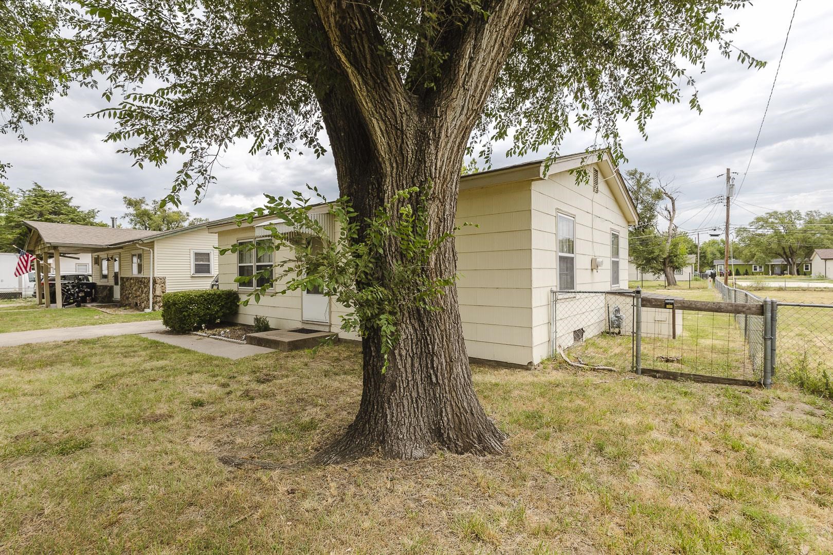 750 N Arapaho, Wichita, KS 67212