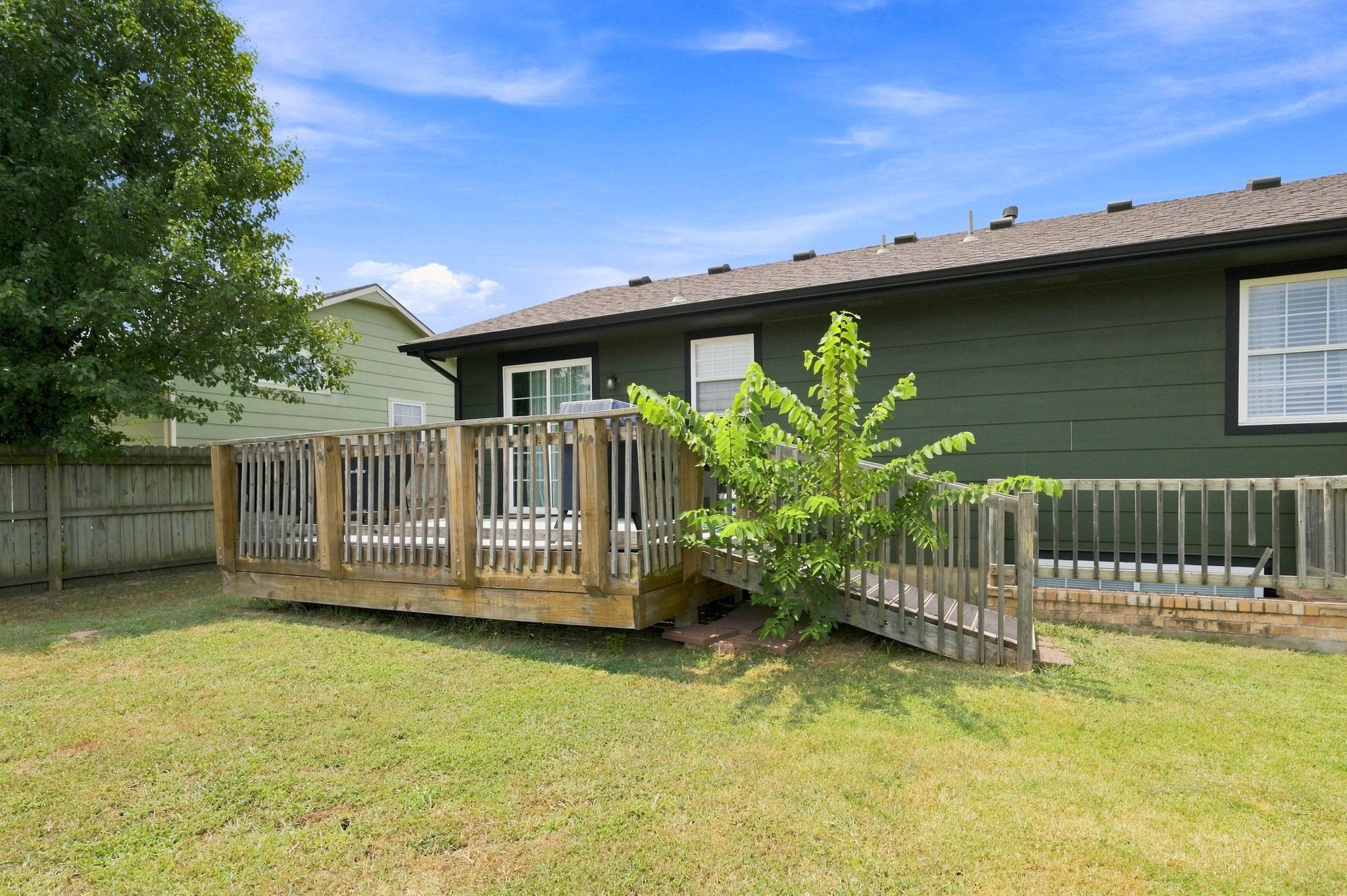 1930 S Brandon Cir, Wichita, KS 67207