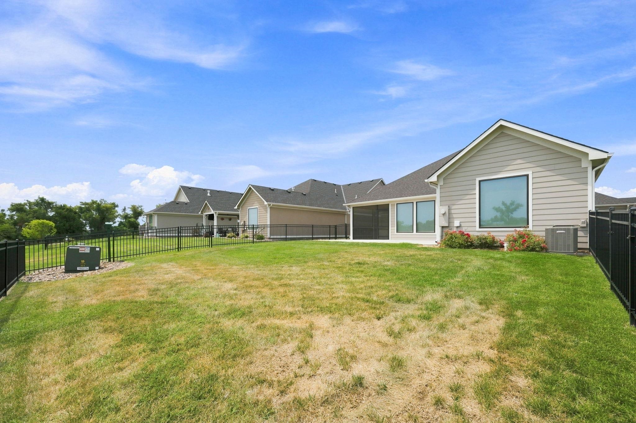 1426 S Monument, Wichita, KS 67235