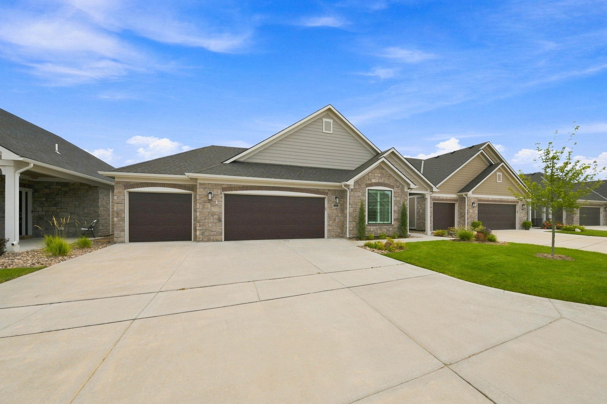 1426 S Monument, Wichita, KS 67235