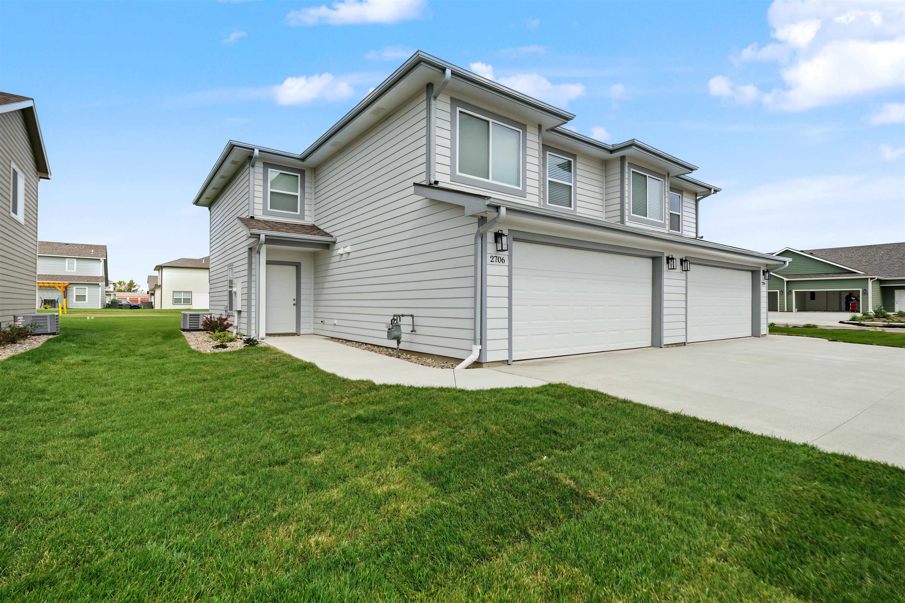 2706 Amelia Ln, Salina, KS 67401