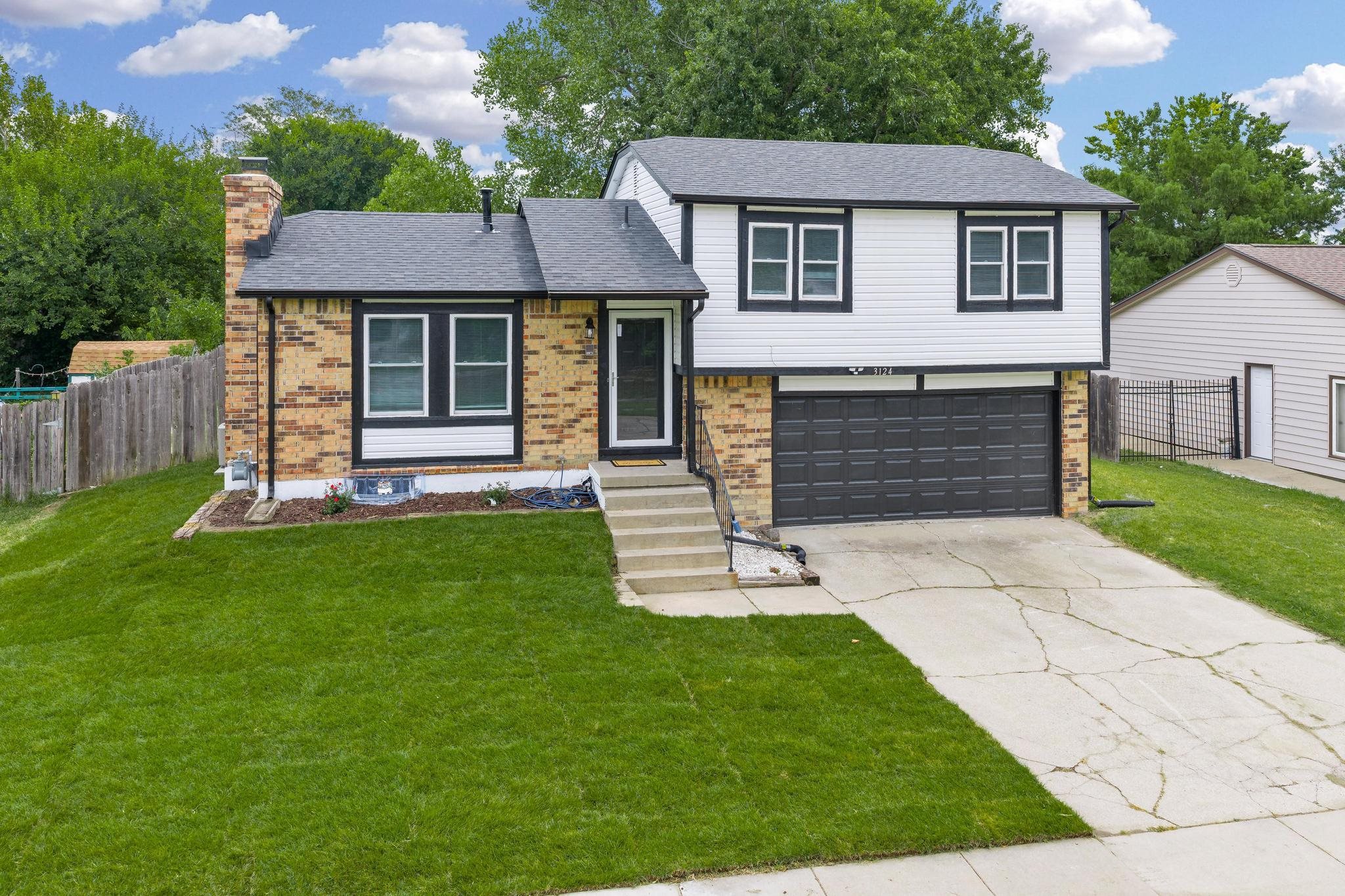 3124 N Brookfield, Wichita, KS 67226
