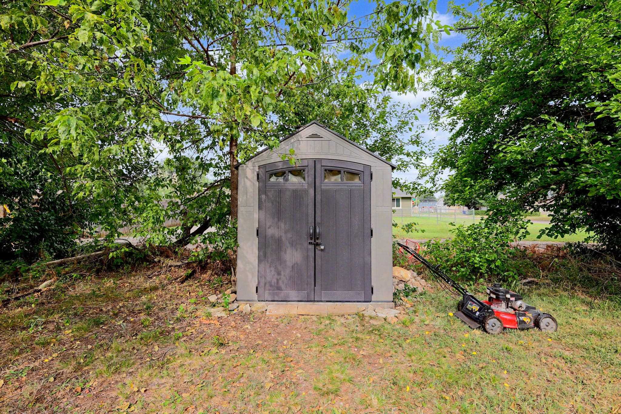 1237 N Osage, Augusta, KS 67010