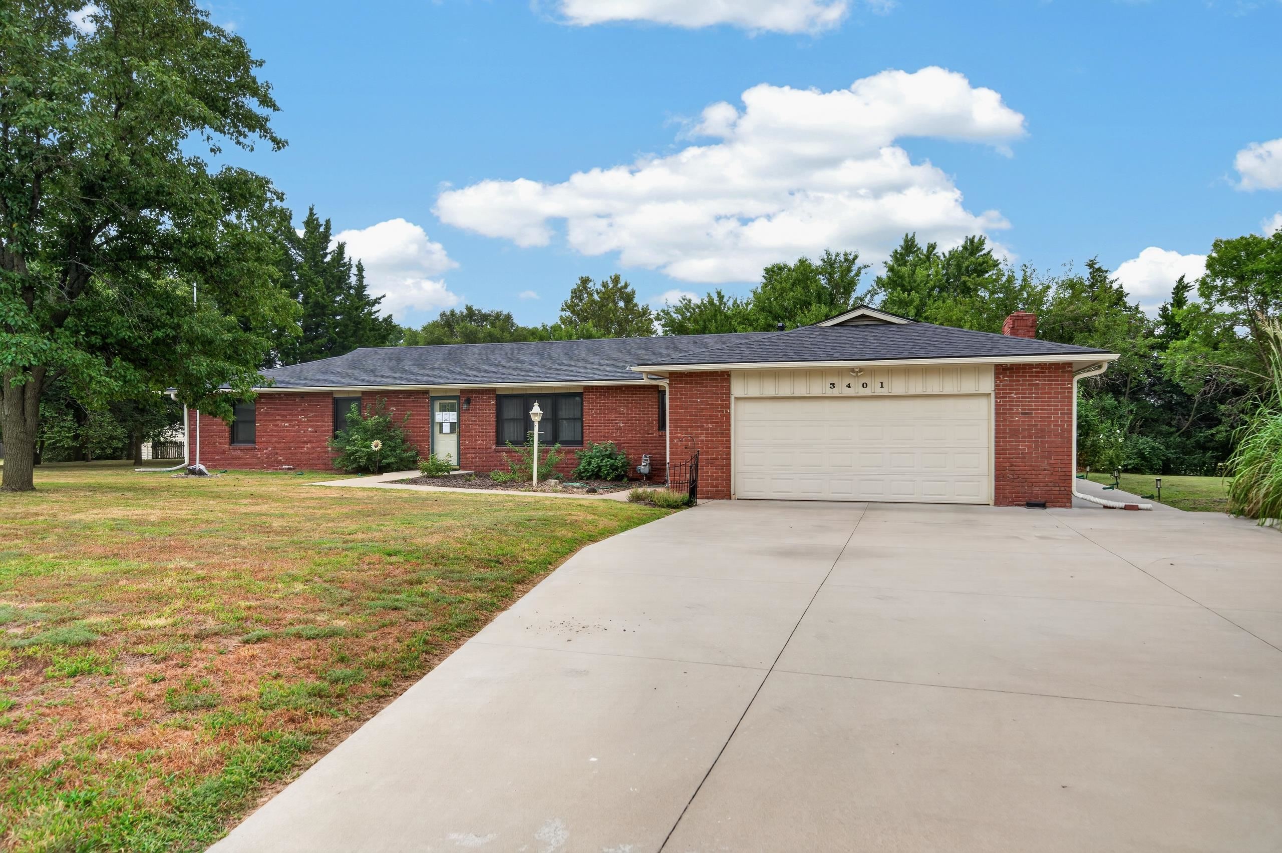 3401 E 30th Ave, Hutchinson, KS 67502