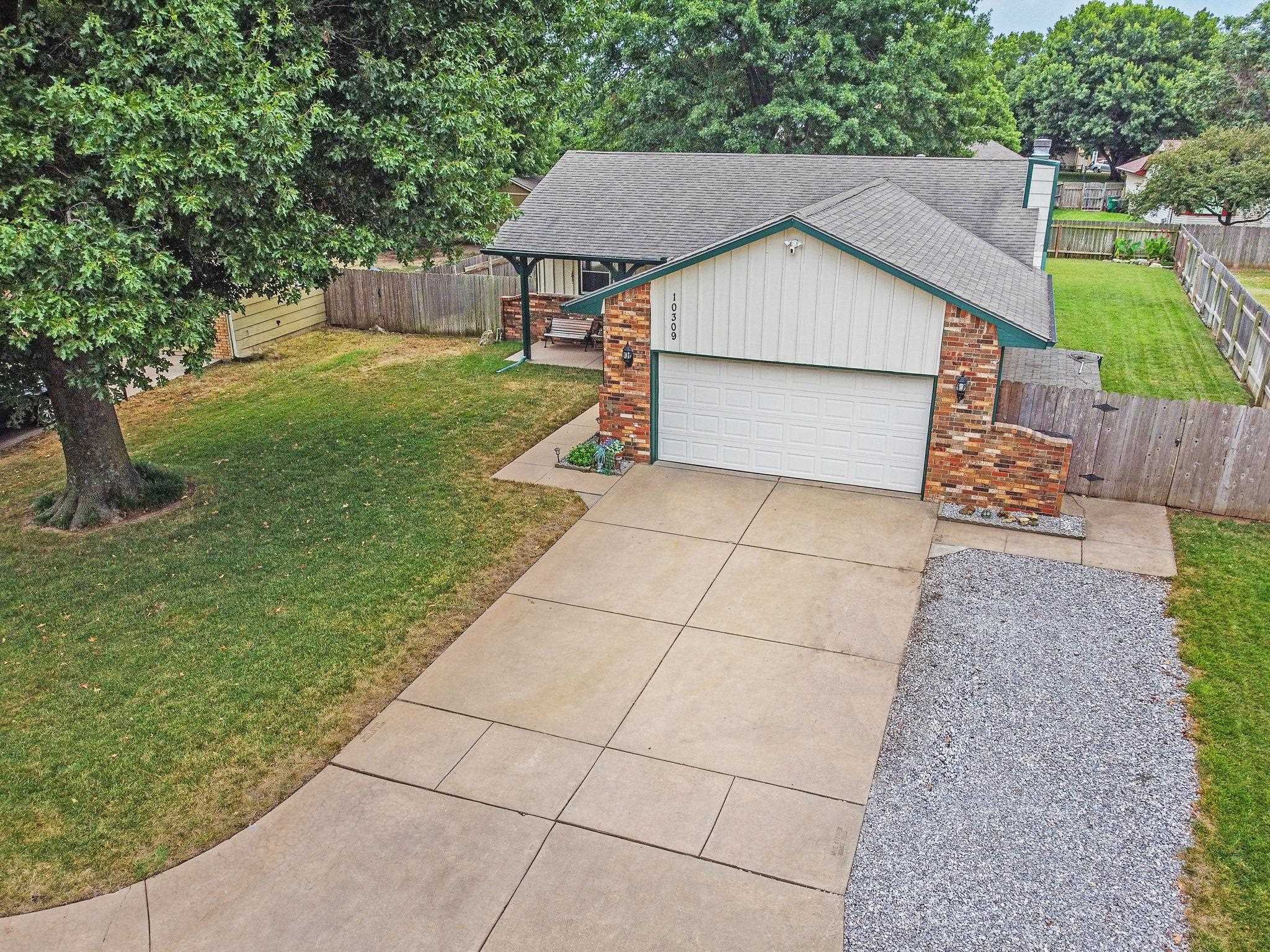 10309 W Dora St, Wichita, KS 67209