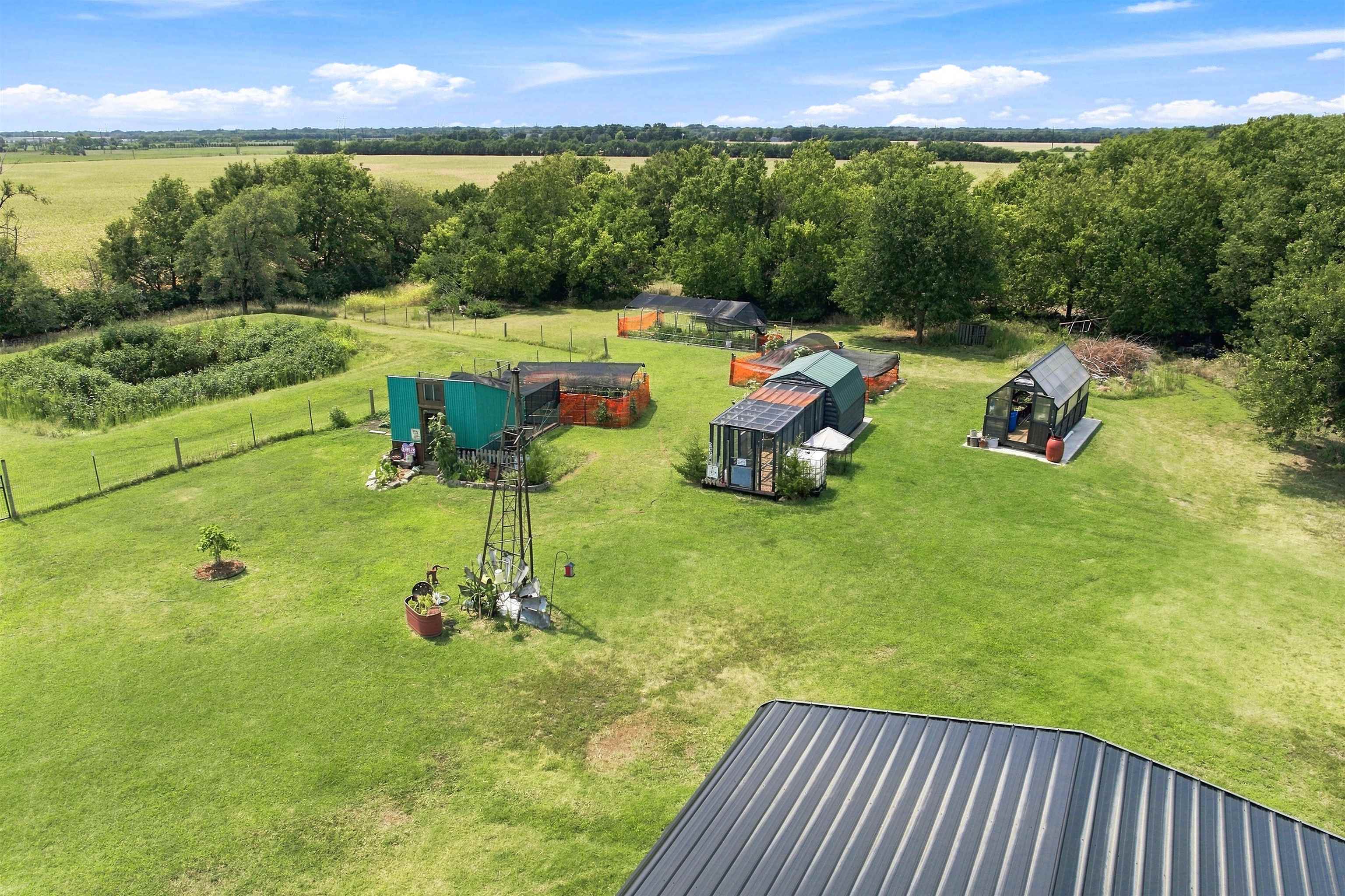 7205 N Broadway, Park City, KS 67219