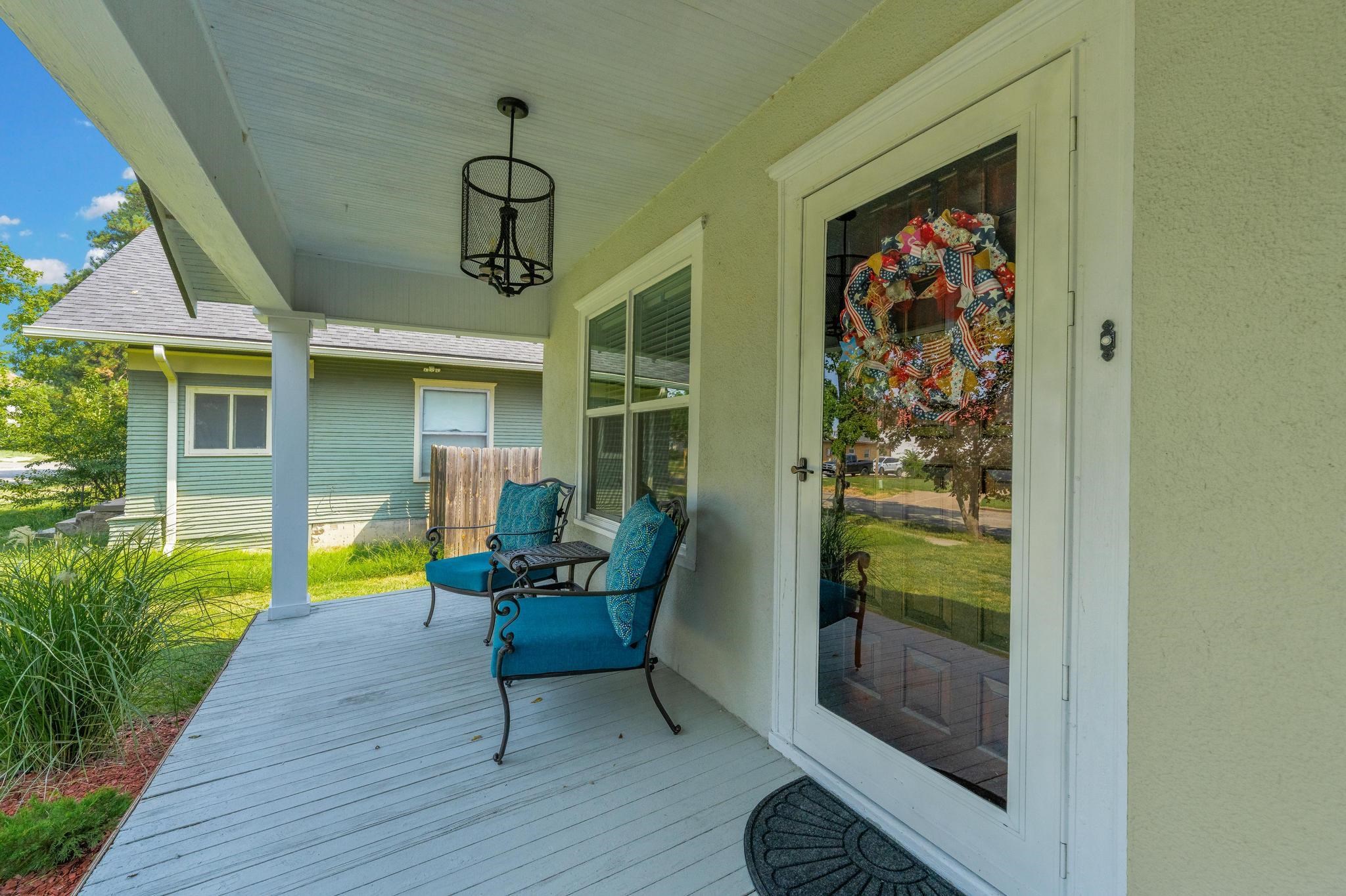 309 N C St, Wellington, KS 67152